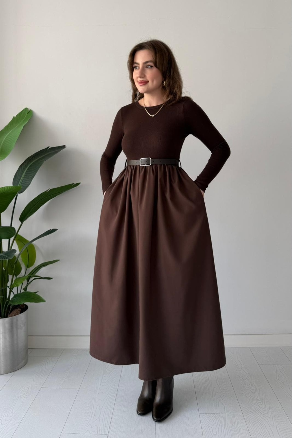 MaziButik Kemerli Poplin Detay Elbise görsel 5