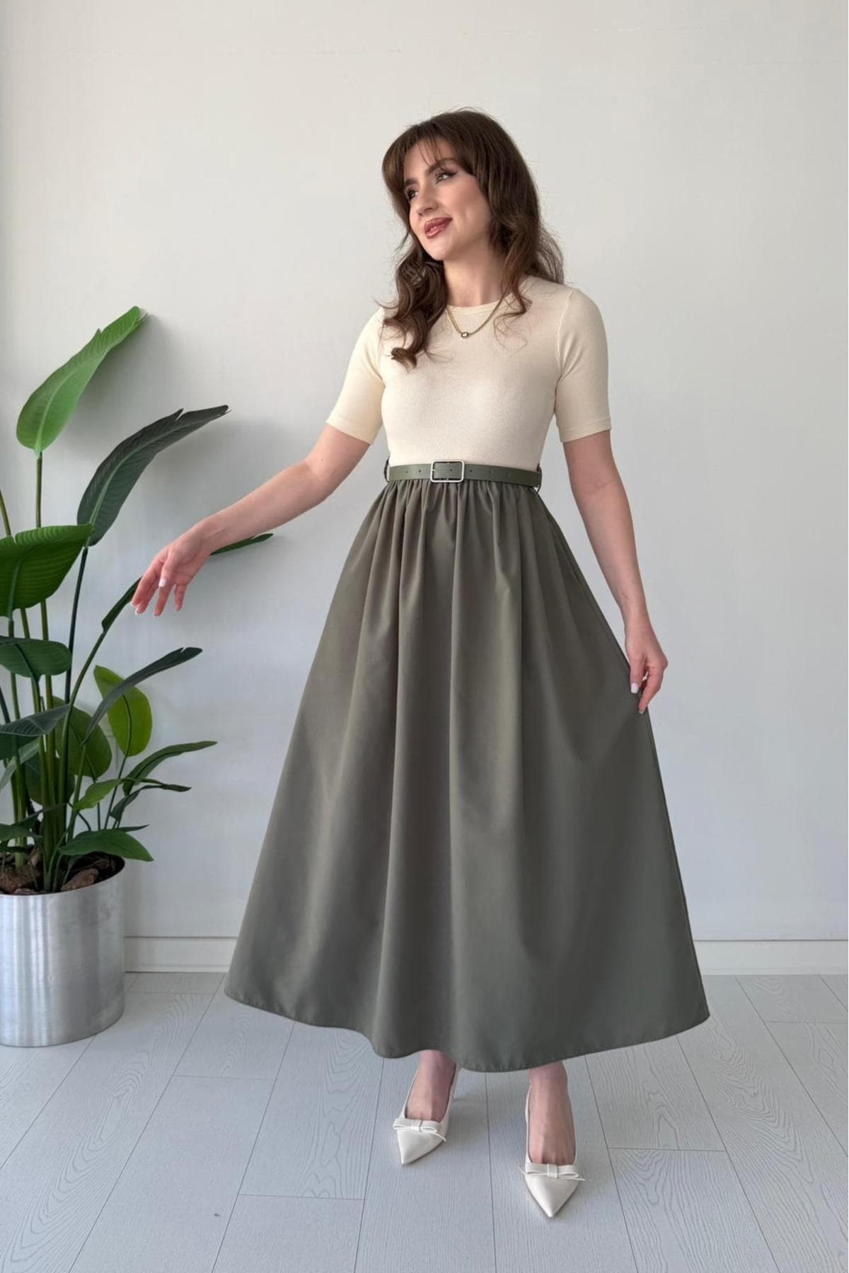 MaziButik  Kısa Kol Kemerli Poplin Detay Elbise