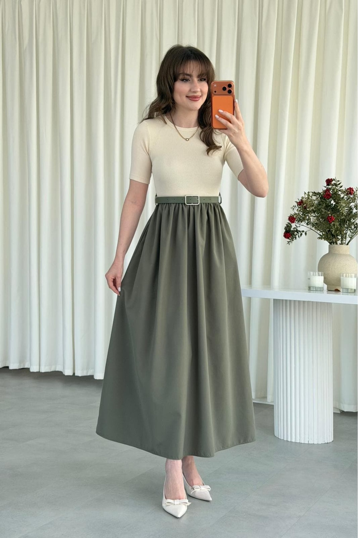 MaziButik  Kısa Kol Kemerli Poplin Detay Elbise - Görsel 3