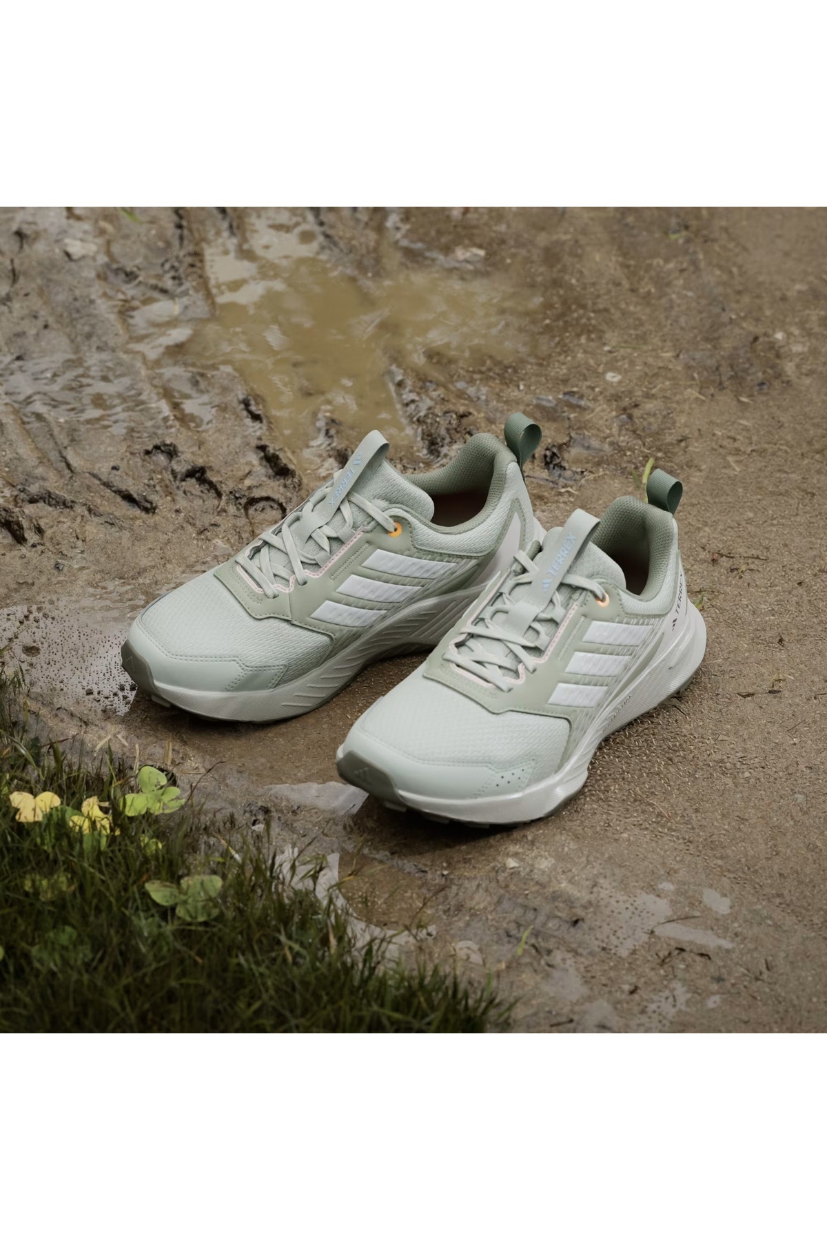 adidas Terrex Tracefinder 2 Kadın Koşu Ayakkabısı JR9142 - Fiyatı