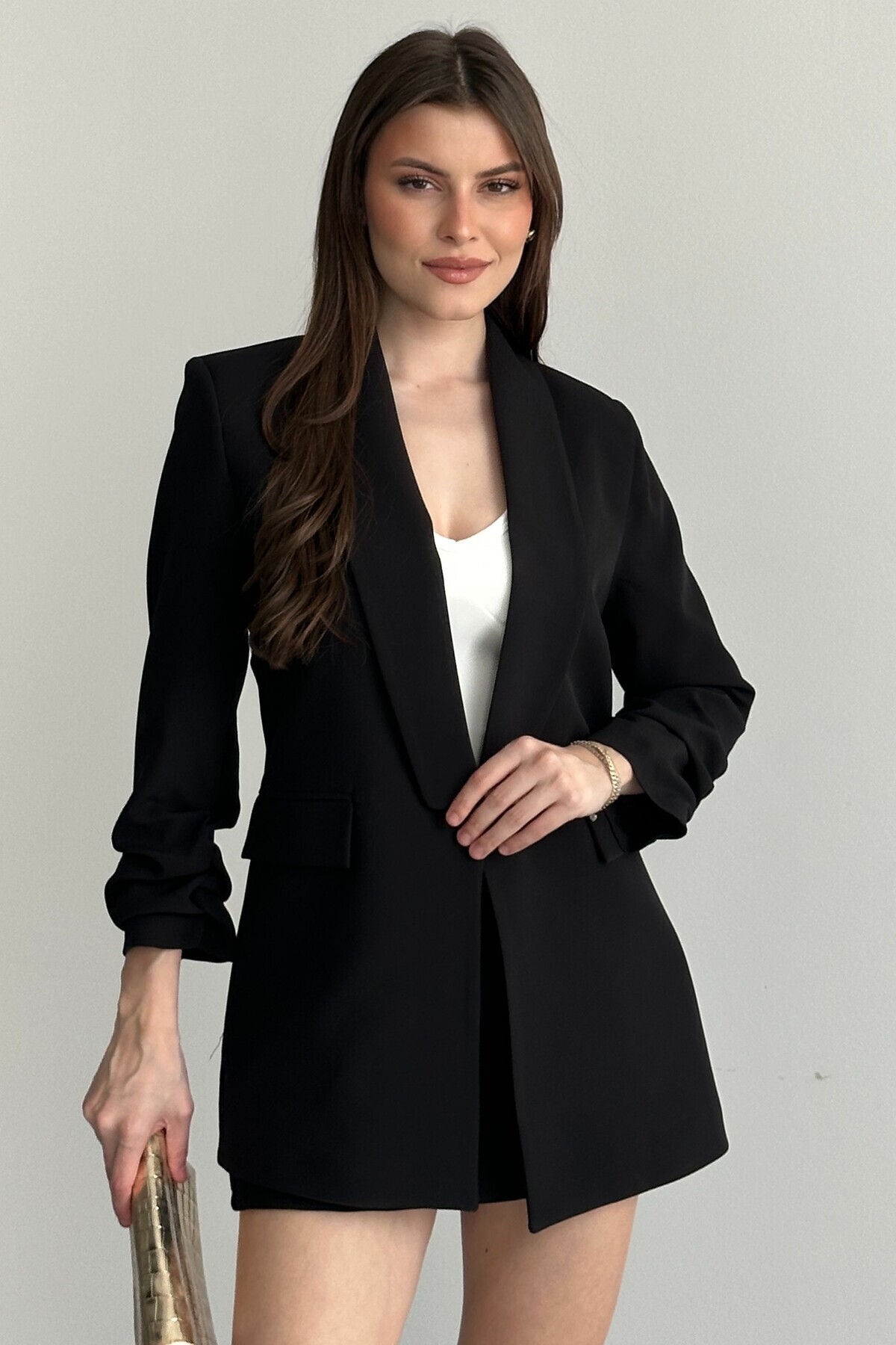 moda armanc  Kadın Siyah Blazer Ceket Büzgülü Kol Detaylı Şık Ofis Ceket Kruvaze Yaka Modern Blazer Ceket