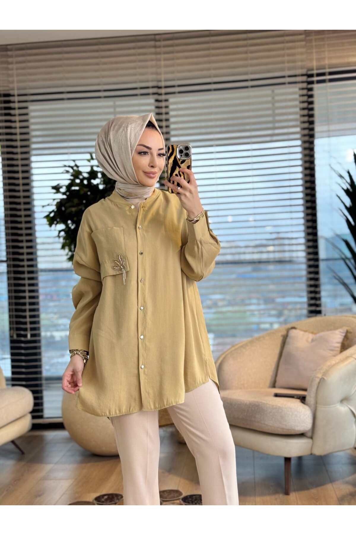 ALANURMODA Cep Üstü Broş İşli Gömlek - Fiyatı, Yorumları