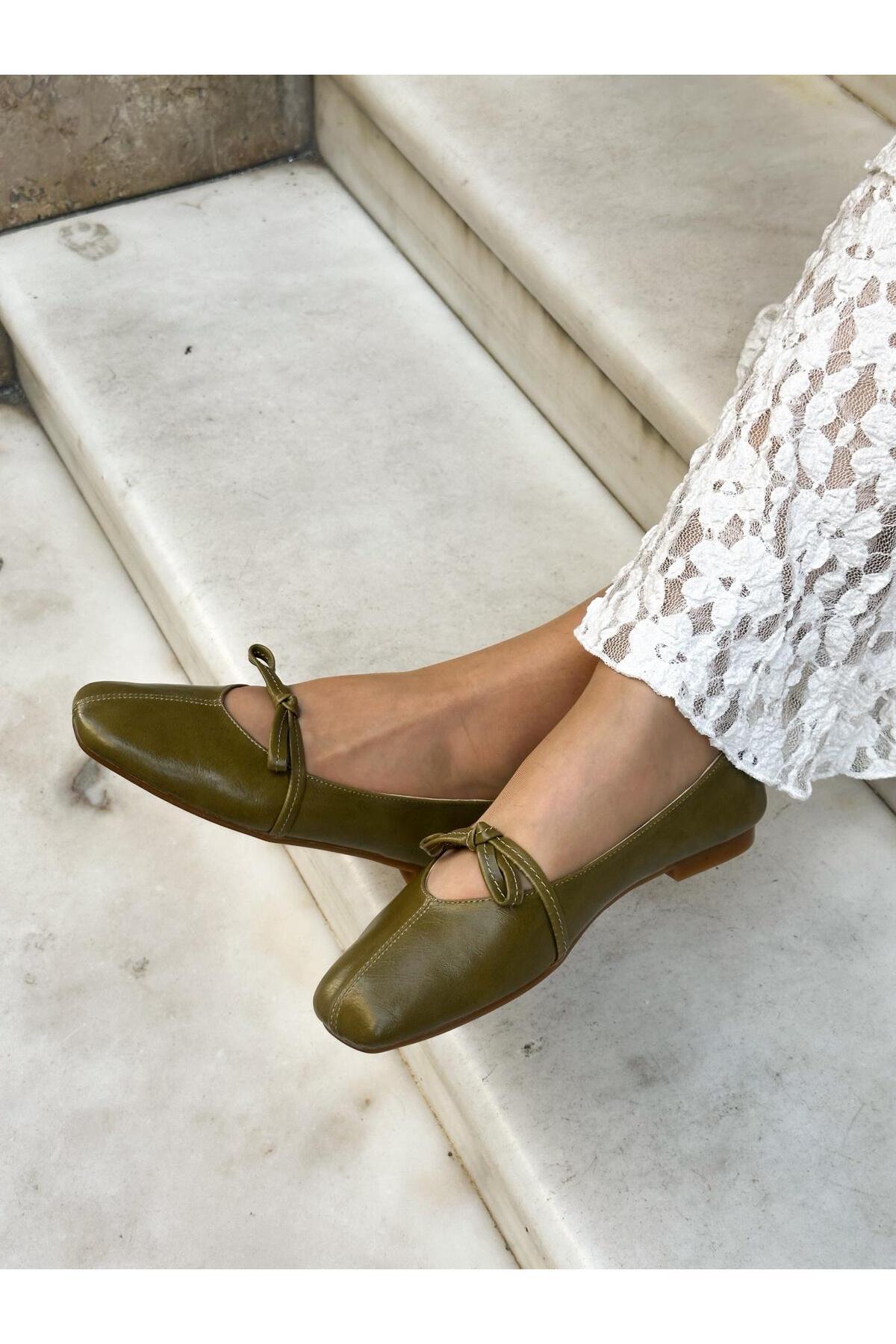 azza shoes  ARİES BİYELİ FİYONK DETAYLI KARE KALIP ÖNDEN DİKİŞLİ ZARİF VE RAHAT GÜNLÜK BABET - Görsel 3