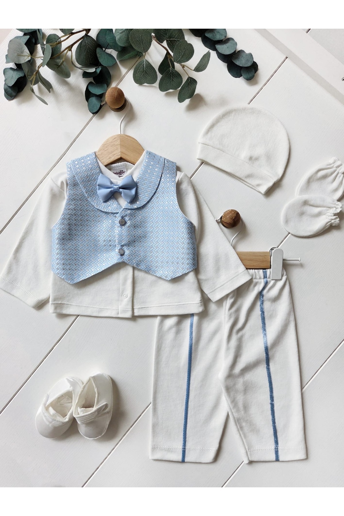 Panfilia Erkek Bebek Yelekli Papyonlu Ayakkabılı Mevlüt Düğün Takımı fotoğrafı 2 (önizleme)