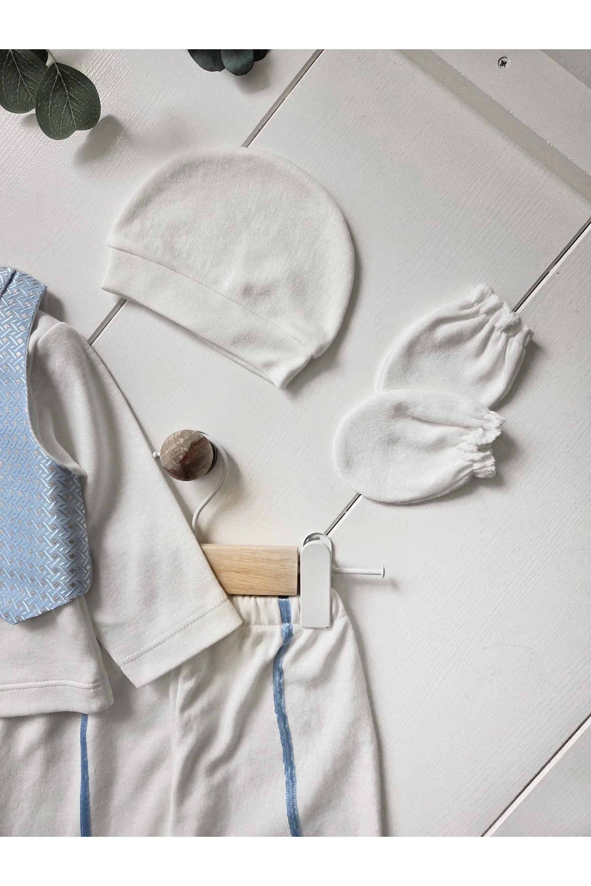 Panfilia Erkek Bebek Yelekli Papyonlu Ayakkabılı Mevlüt Düğün Takımı fotoğrafı 3 (önizleme)