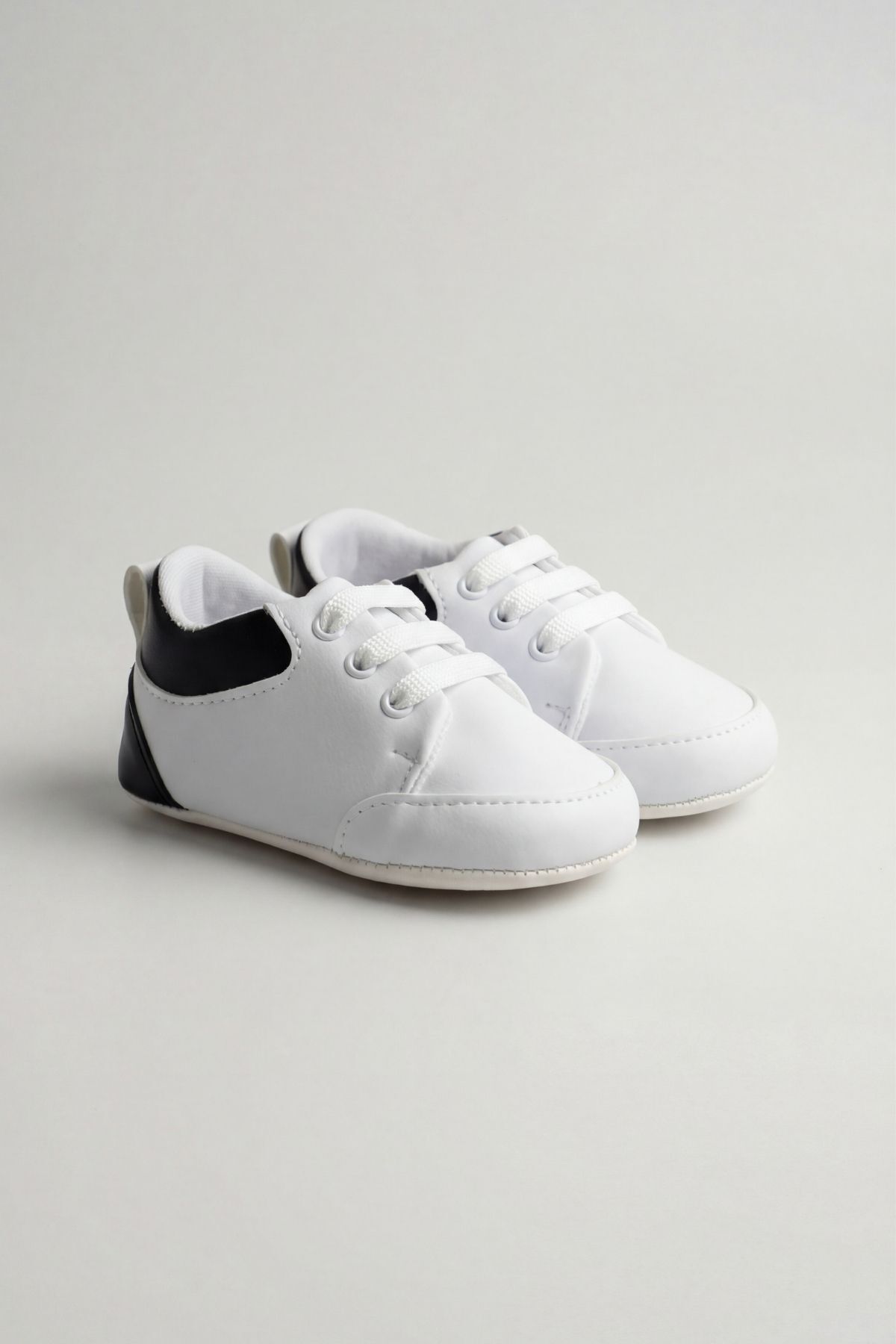 First Step Shoes, Baby Bootees, Baby Shoes, Newborn Sneakers