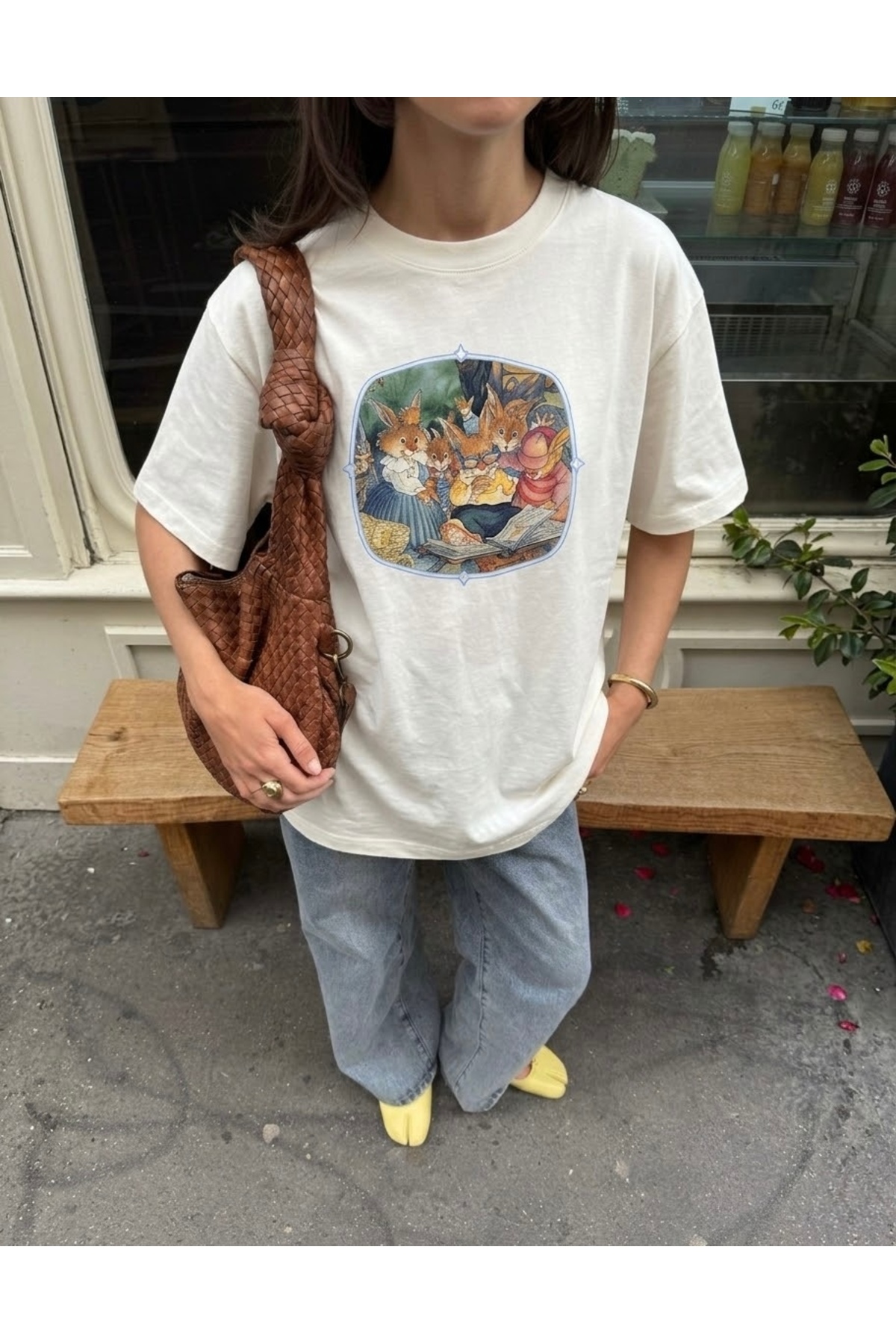 Disante  Uzun Kulak Ailesi Baskılı Bisiklet Yaka Oversize Trend Kadın T-shirt