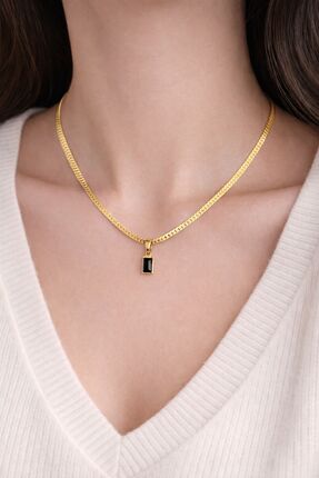 ZDK Gold Zarif siyah taşlı kolye