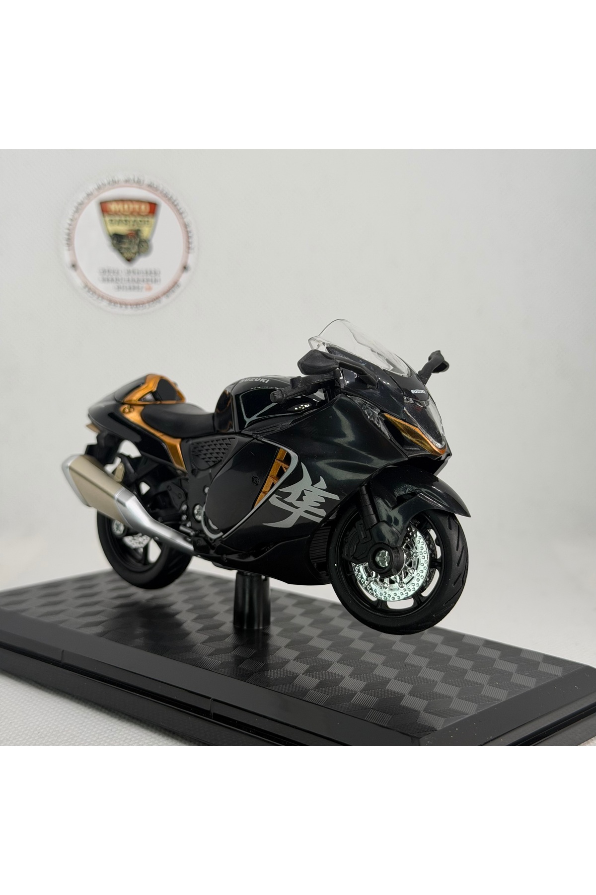 HAYABUSA フィギュア MotoGarage Suzuki Hayabusa GSX-1300R Siyah Altın 1:18 Ölçek