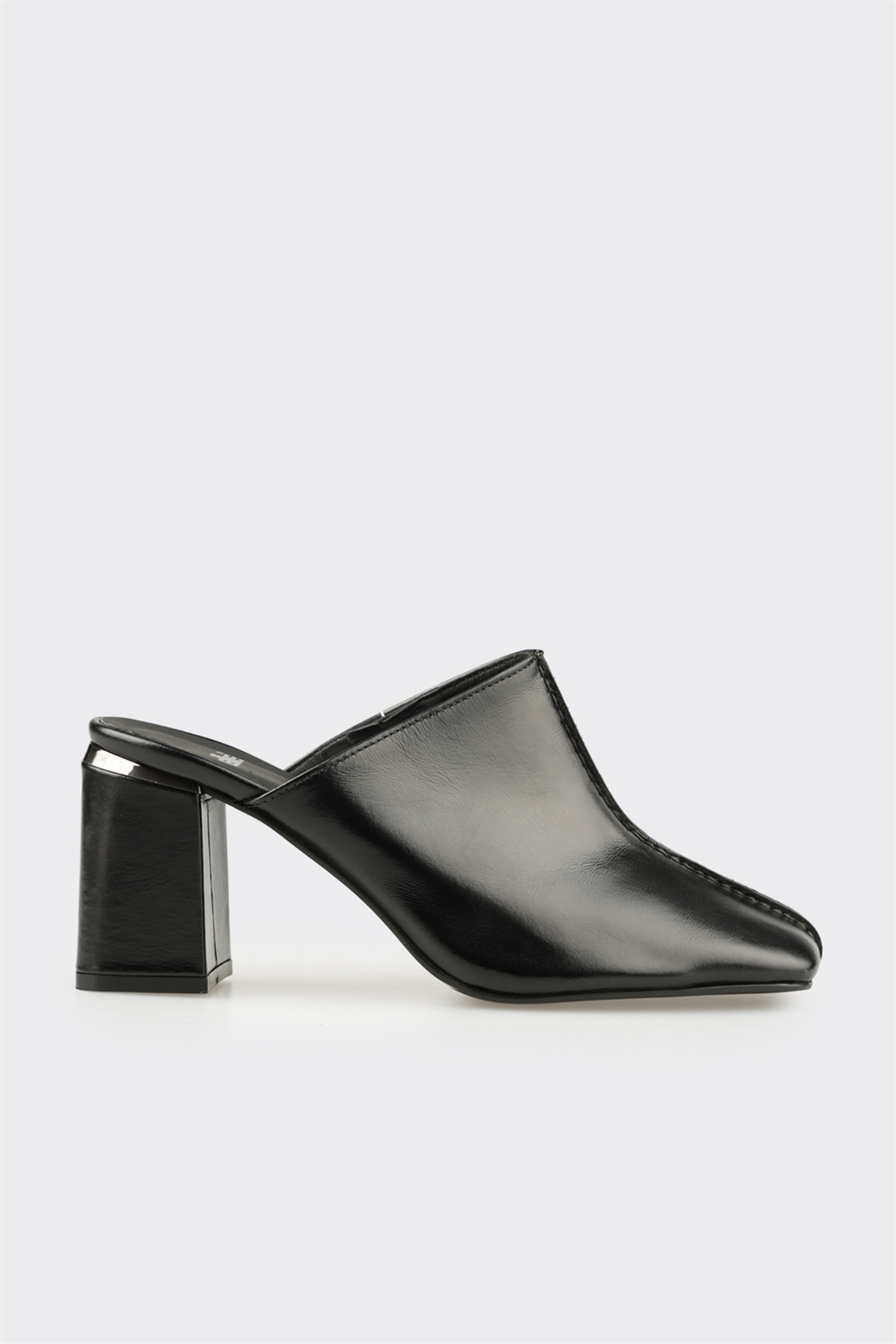 1_org_zoom دمپایی Elle Shoes چرم طبیعی زنانه اورجینال - تصویر 1