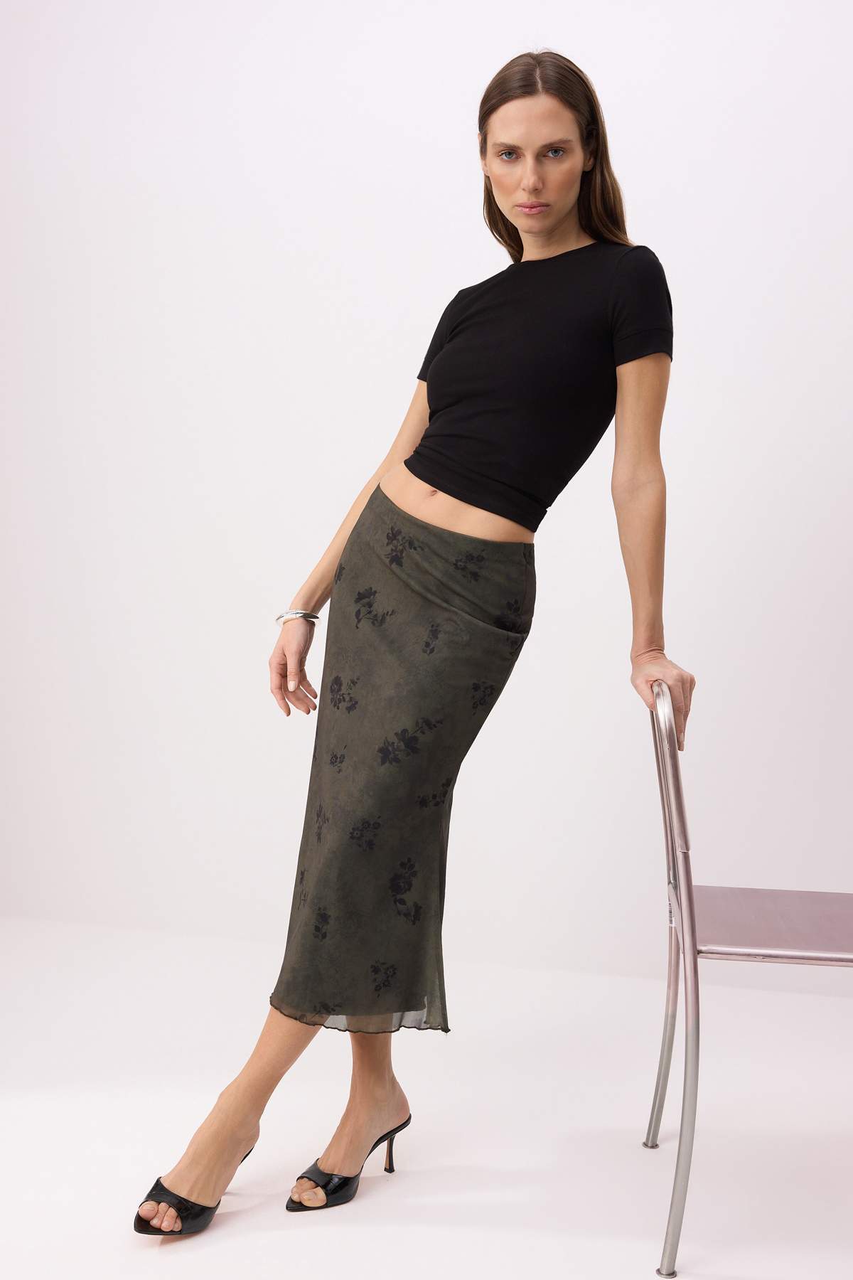 Trendyolmilla  Haki Çiçek Baskılı Bodycon Tül Esnek Örme Etek TWOAW26ET00036 - Görsel 2