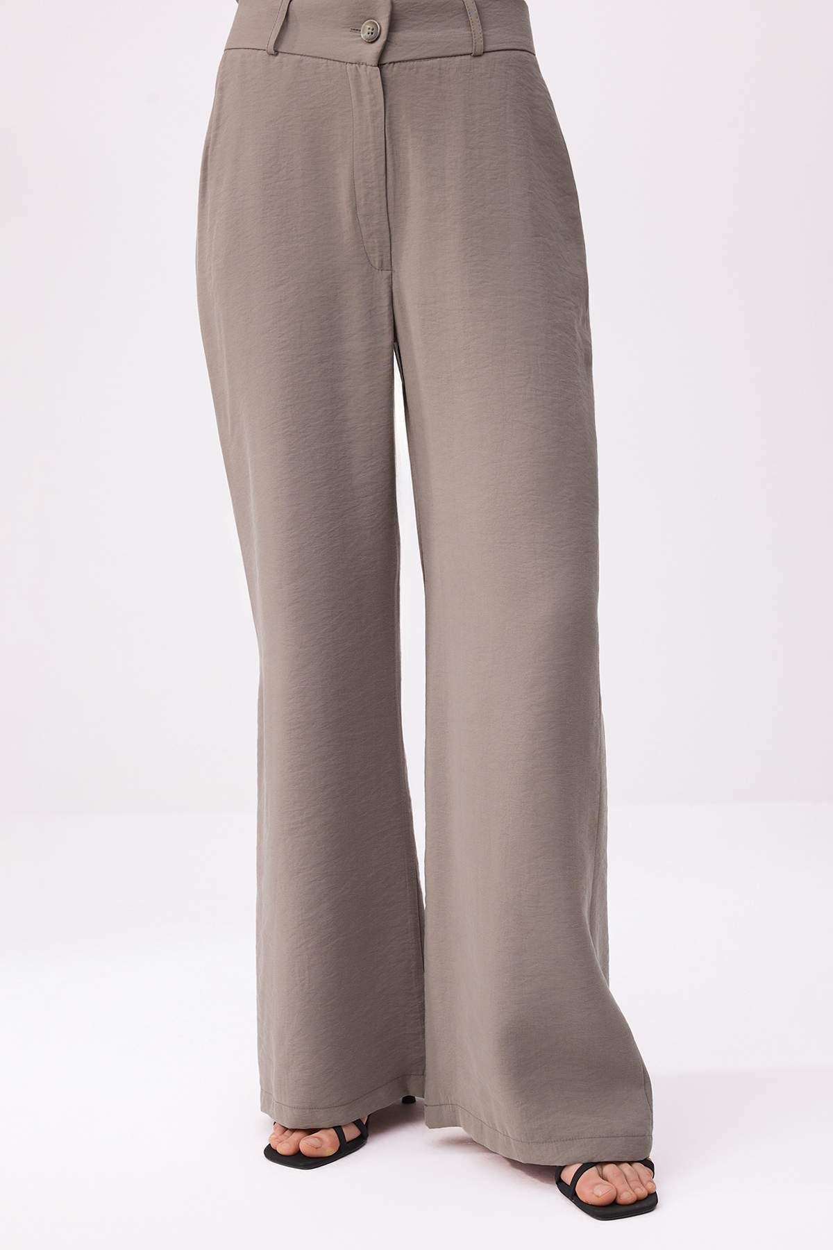 Trendyolmilla  Vizon Modal Dokuma Alt - Üst Takım TWOSS26AU00102 - Görsel 3