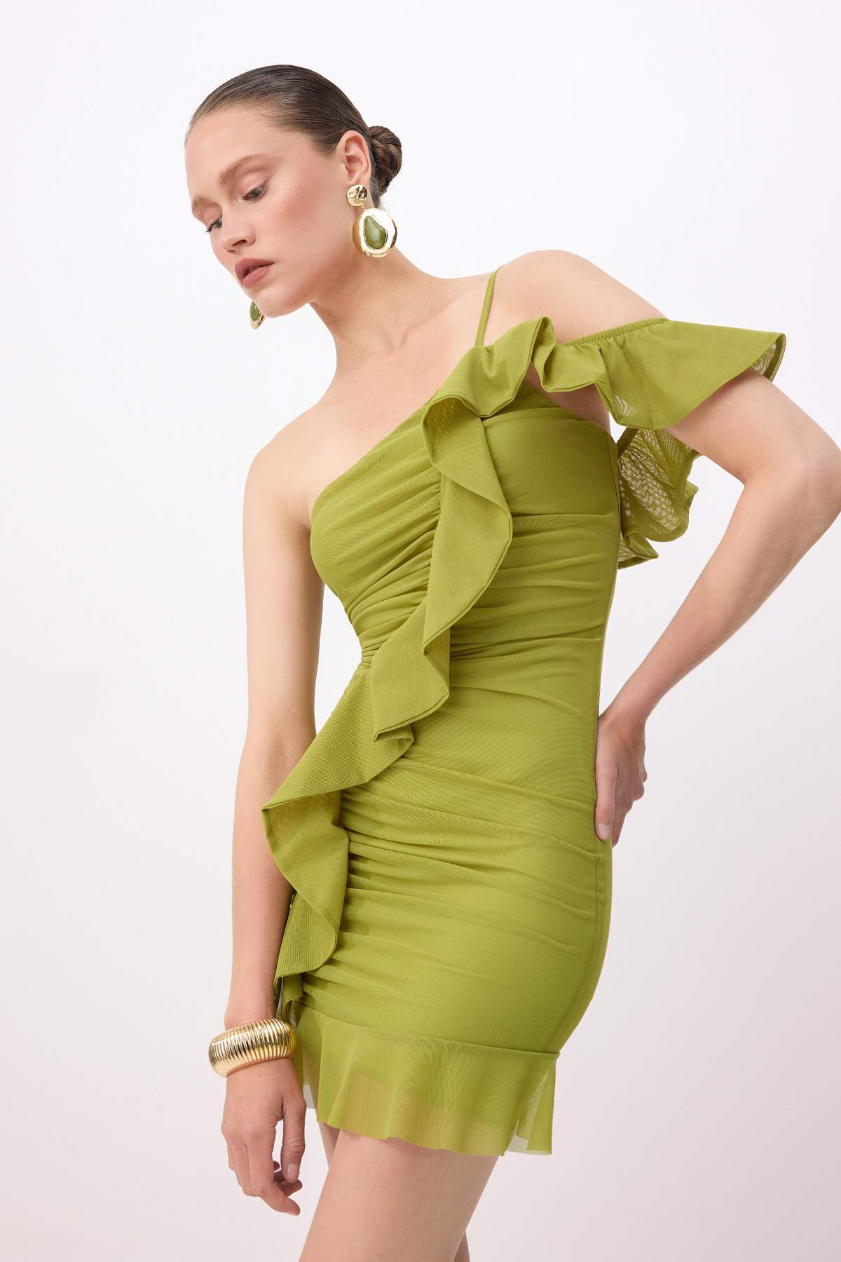 Trendyolmilla  Fıstık Yeşili Düz Fırfırlı Tül Kısa / Mini Astarlı Şık/Gece Elbise TPRSS26EL00068