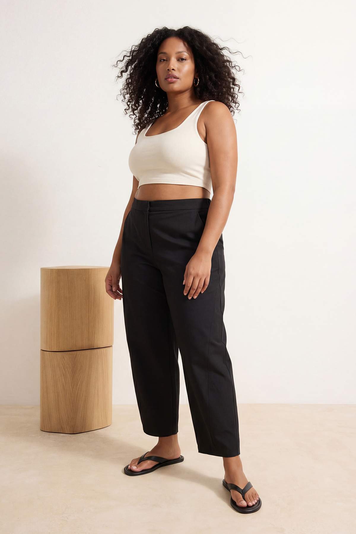 Trendyolmilla  Wardrobe Essentials Siyah Balon Kalıp Yazlık Büyük Beden Dokuma Pantolon TBBSS26AR00013 - Görsel 2