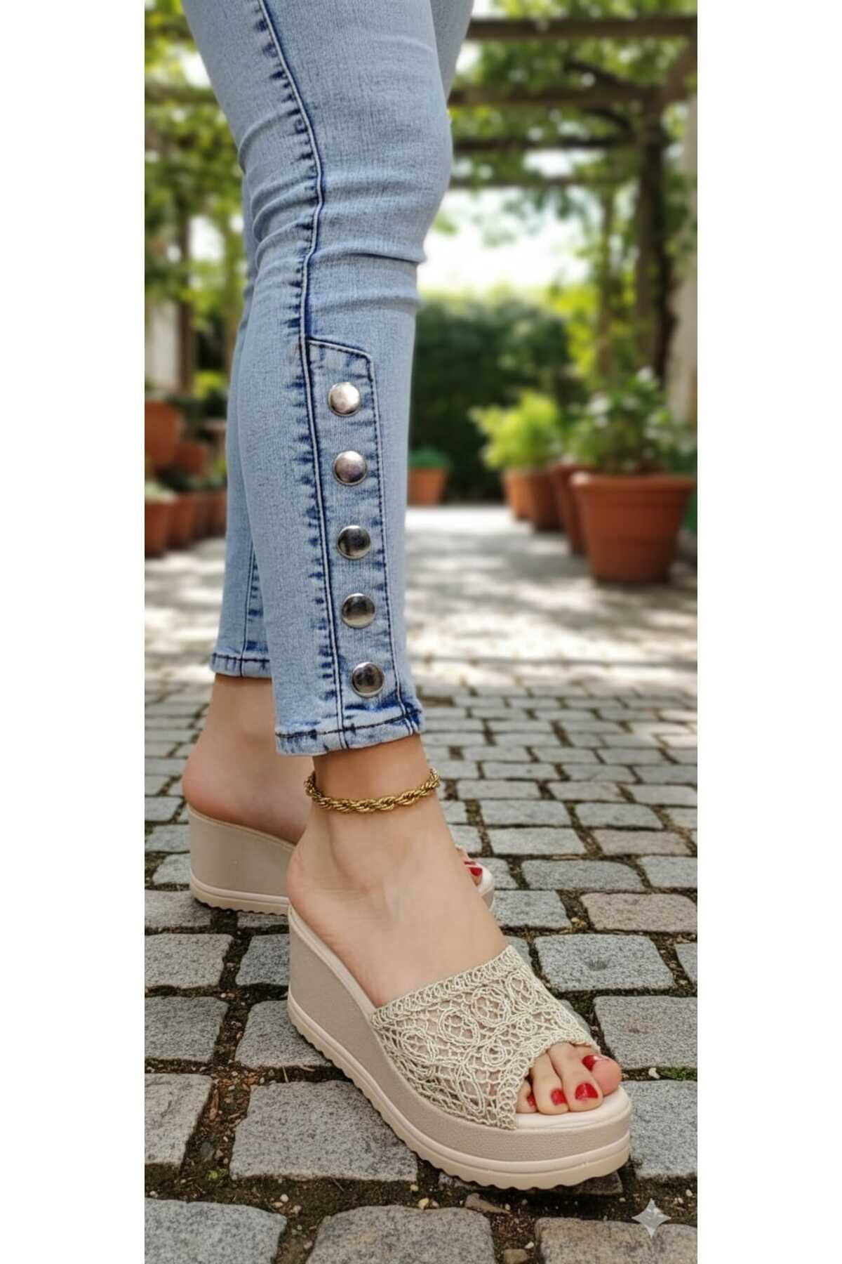 FILLING SILVERY KNIT SLIPPERS - BEIGE KNIT