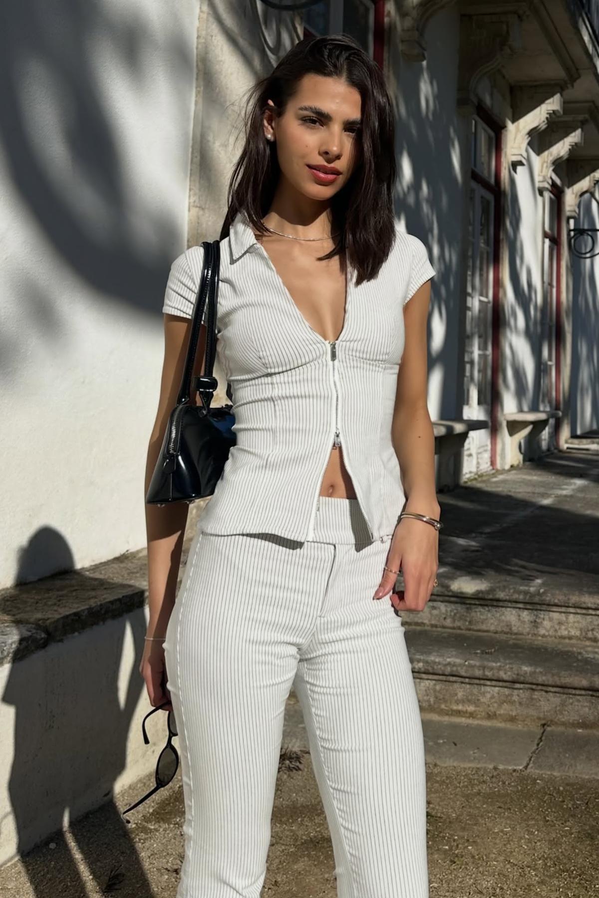 Bershka  Kısa kollu fermuarlı gömlek