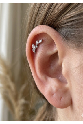 kurukafagift Piercing Dal Yaprak Figürlü Parlak Taşlı Helix 8 mm