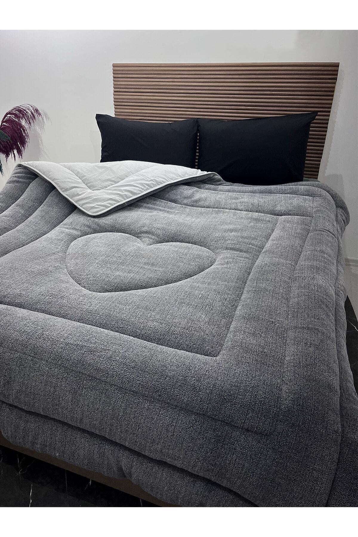 Double Striped Grey Welsoft Quilt