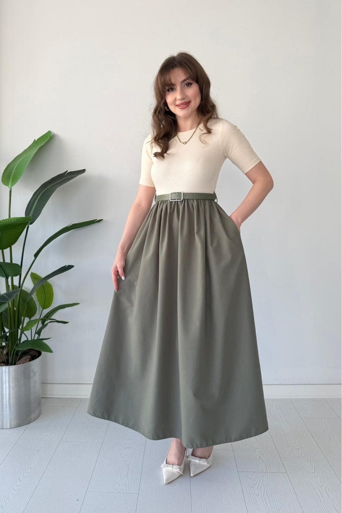 MaziButik  Kısa Kol Kemerli Poplin Detay Elbise - Görsel 2