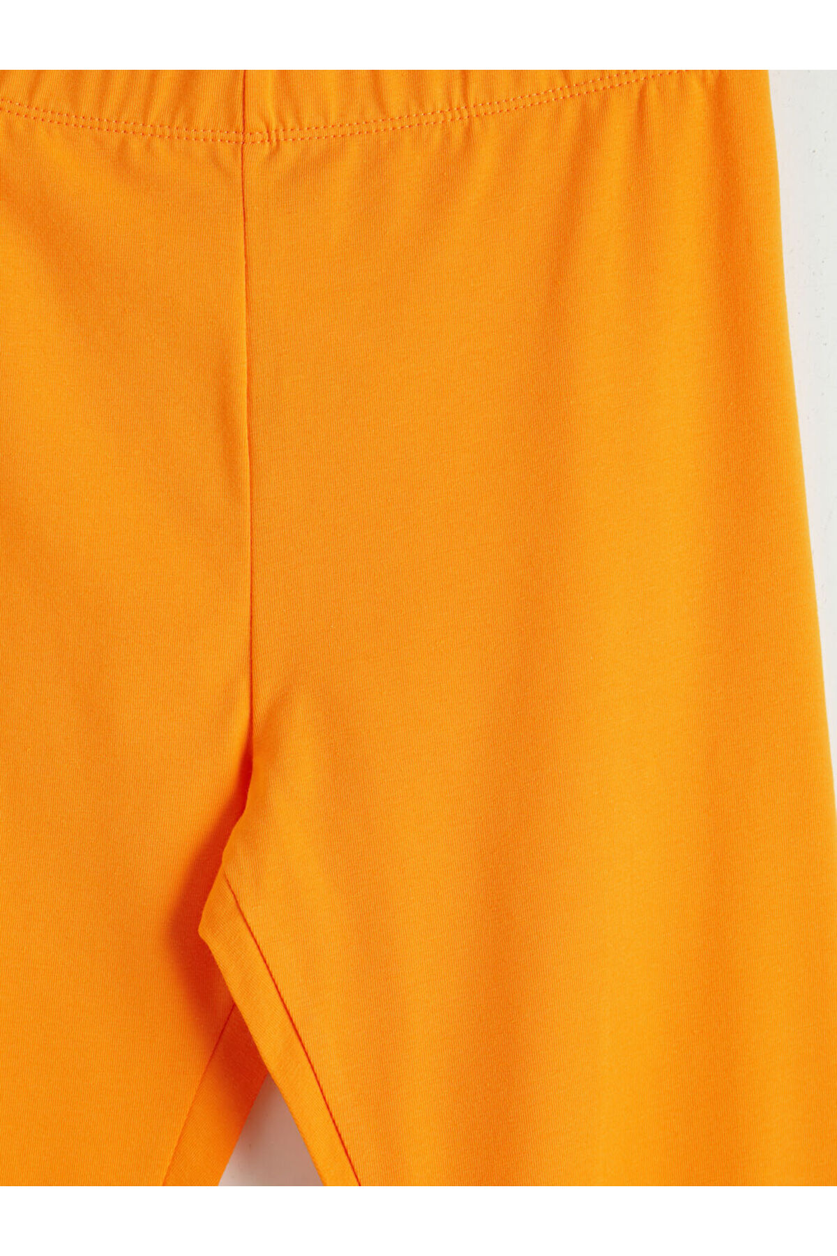 LC Waikiki Turuncu Etiket Detaylı Kız Çocuk Tayt fotoğrafı 4 (önizleme)