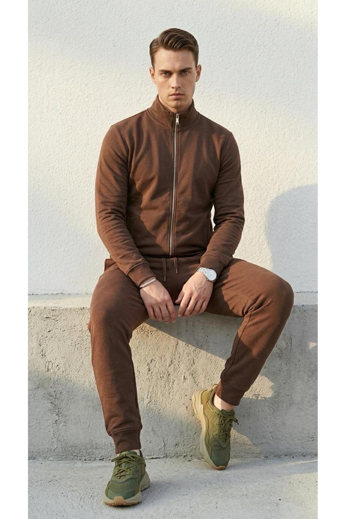 Erkek Eşofman Takımı Slim Fit Dokulu Kumaş Fermuarlı Üst Lastikli Paça Modern Spor Takım — قهوه‌ای TR-198872618 — تصویر 2 از 7