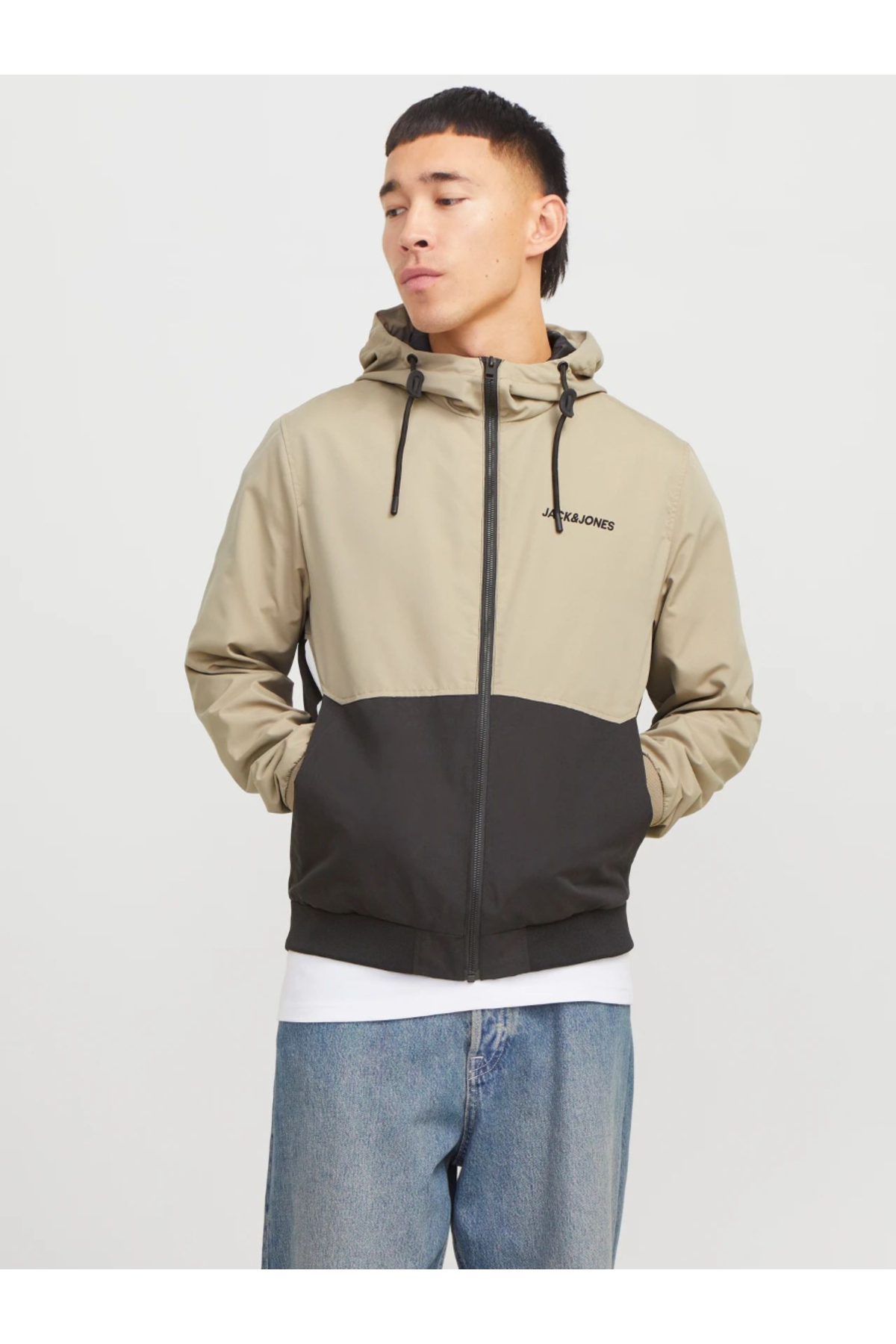 ژاکت فصلی مردانه کلاه‌دار جک اند جونز کد ۱۲۲۰۰۲۰۸ جک اند جونز کاپشن Jack & Jones