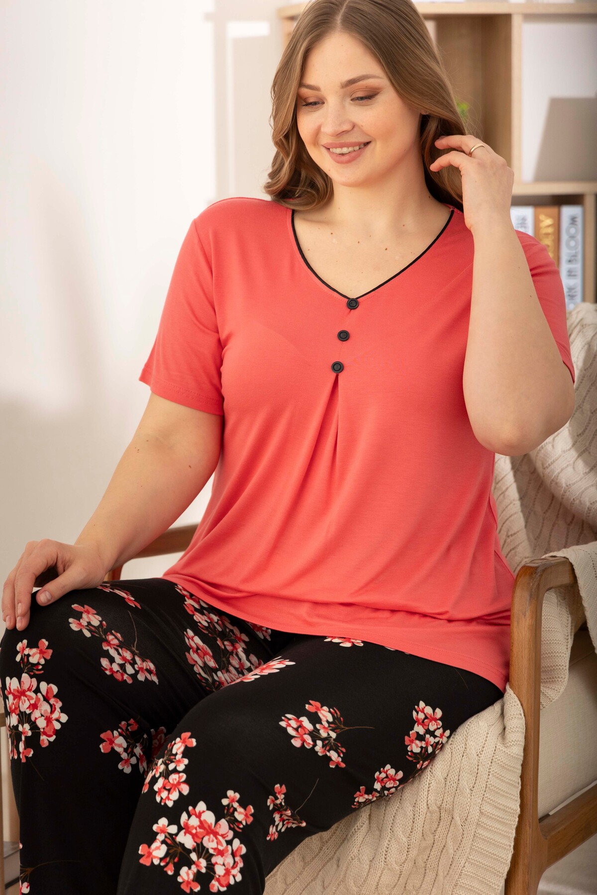 Garnet Ring Viscose Short Sleeve Plus Size Pajamas Set
