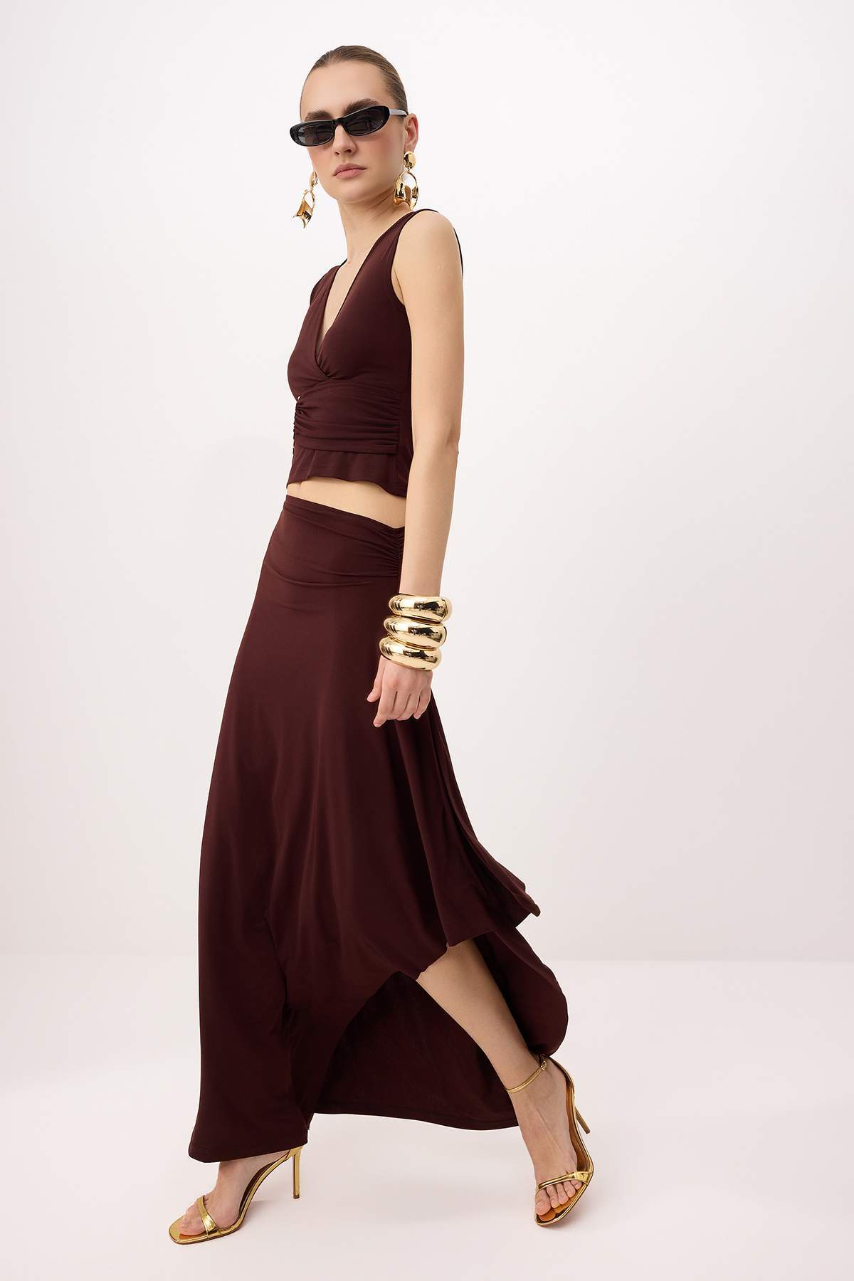 Trendyolmilla  Kahverengi Aksesuar Detaylı Örme Party İkili Alt - Üst Takım TPRSS26AU00005 - Görsel 2