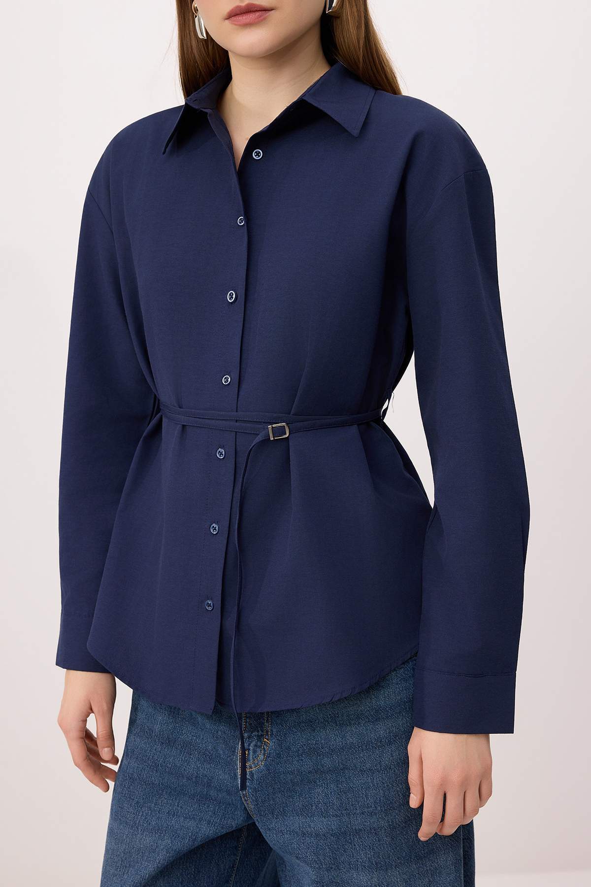 Trendyolmilla  Lacivert Kuşak Detaylı Gömlek TWOSS26GO00076 - Görsel 3