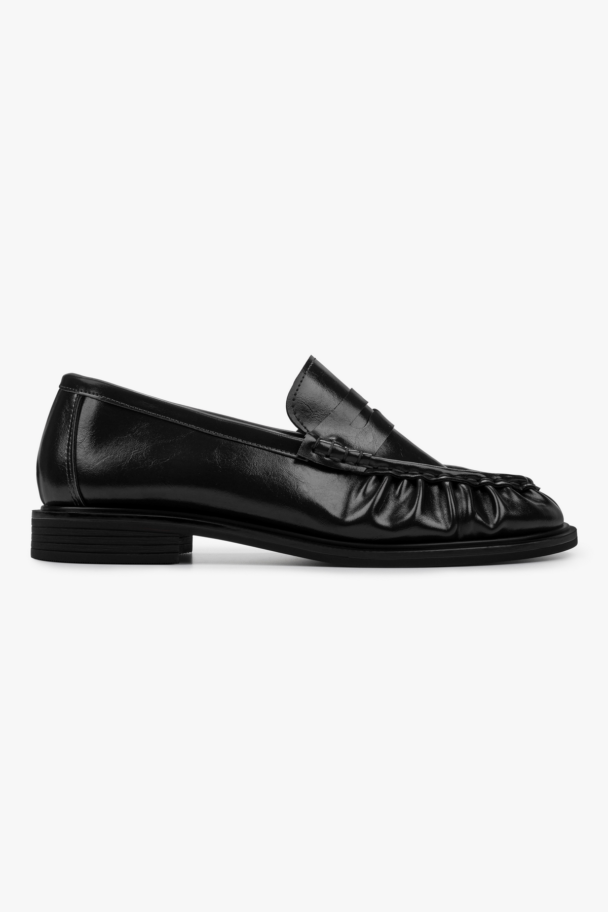 Shoeberry Kadın Rovel Siyah Cilt Büzgülü Yumuşak Makosen görsel 3