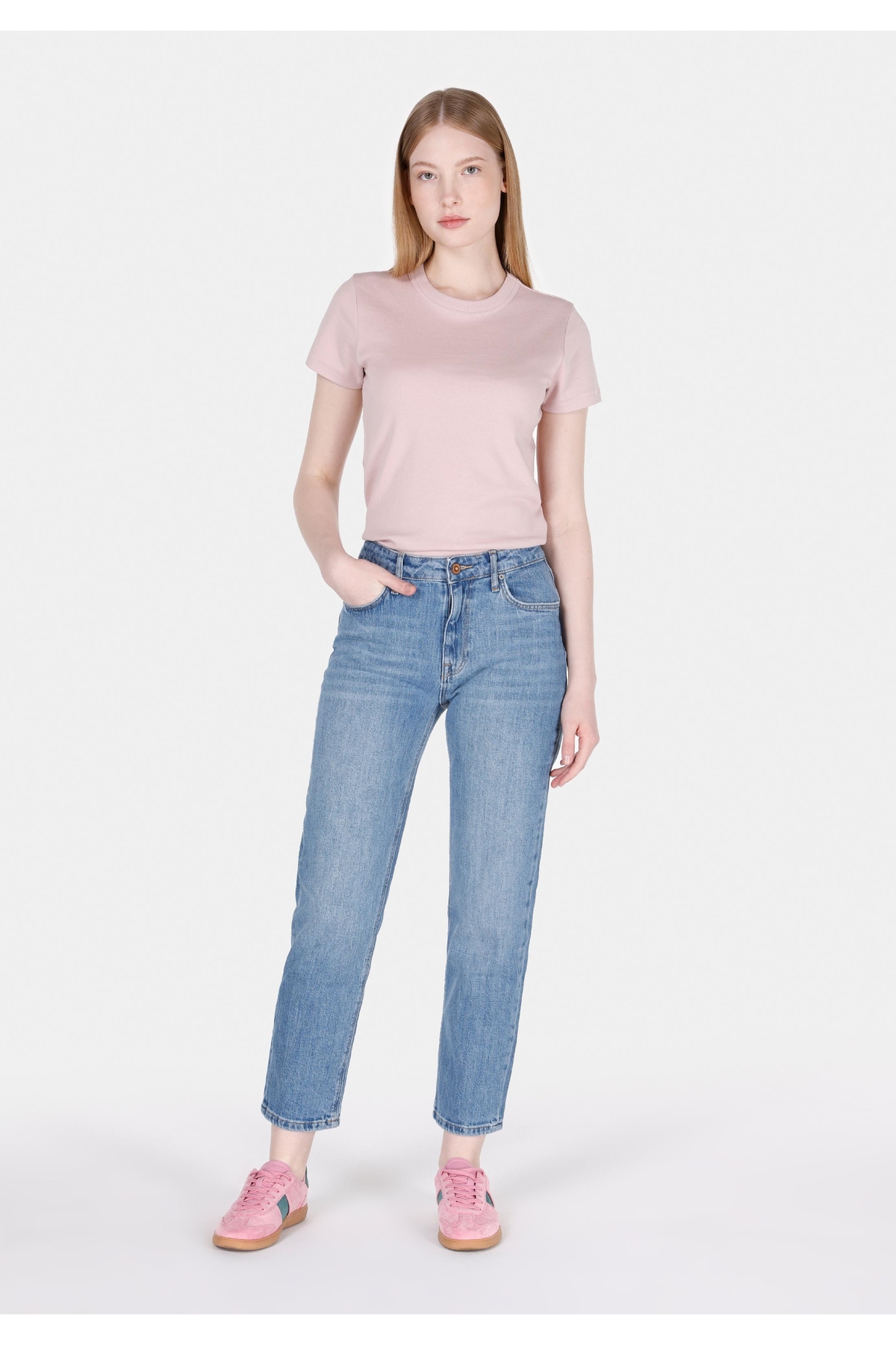 Slim Fit Orta Bel Daralan Paça Kadın İndigo Jean Pantolon