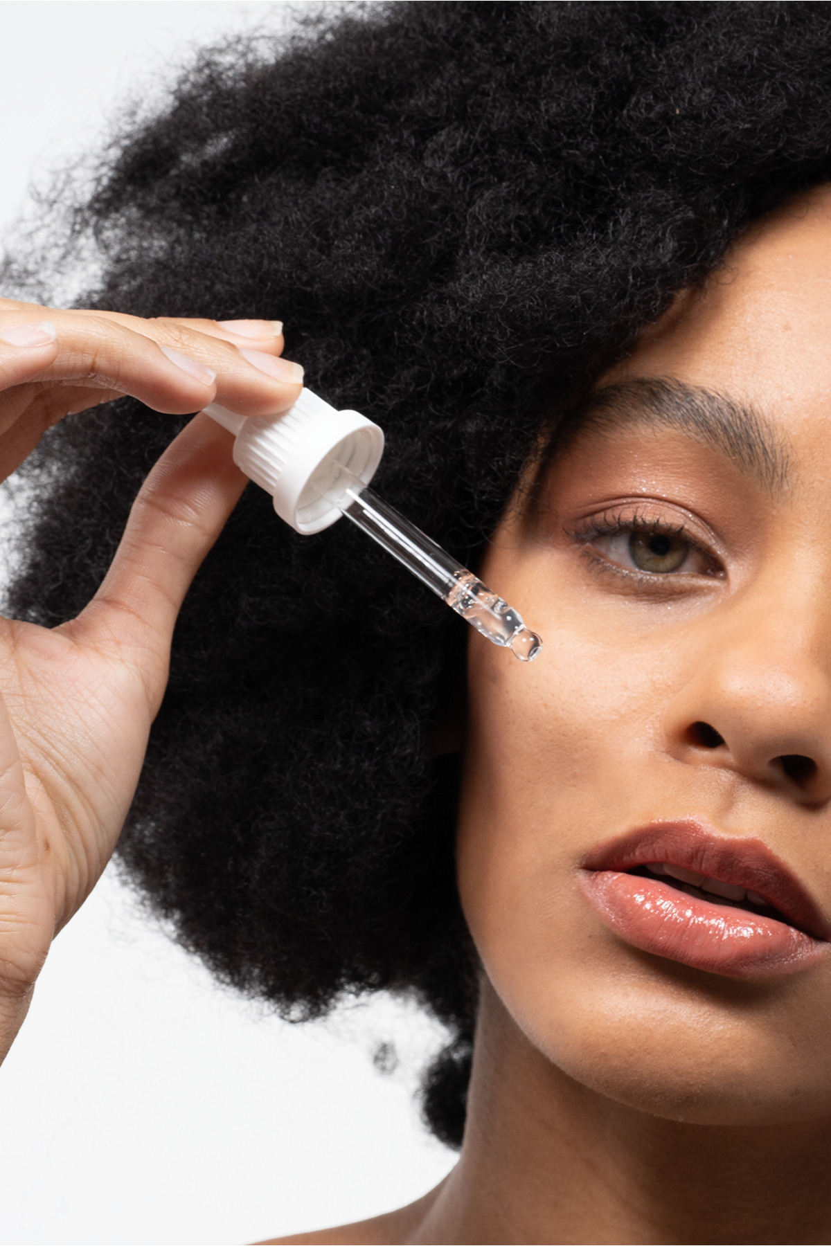 Gözenek Sıkılaştırıcı ve Leke Karşıtı Niasinamid Vegan Serum 30 ml Hi Girls Bye Pores — SH-2106 — تصویر 3 از 4
