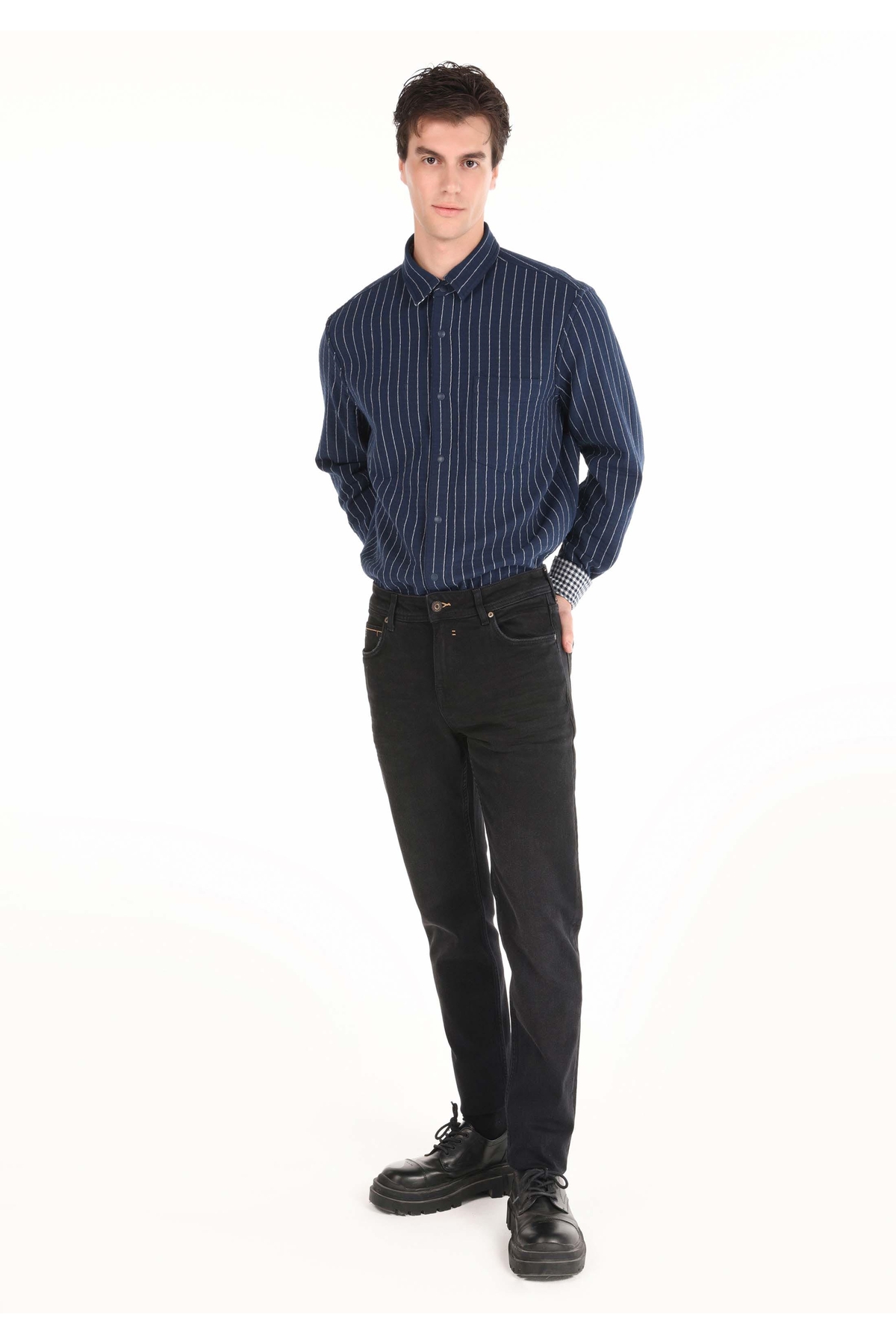 Colin's 044 Karl Regular Fit Düşük Bel Düz Paça Denım Erkek