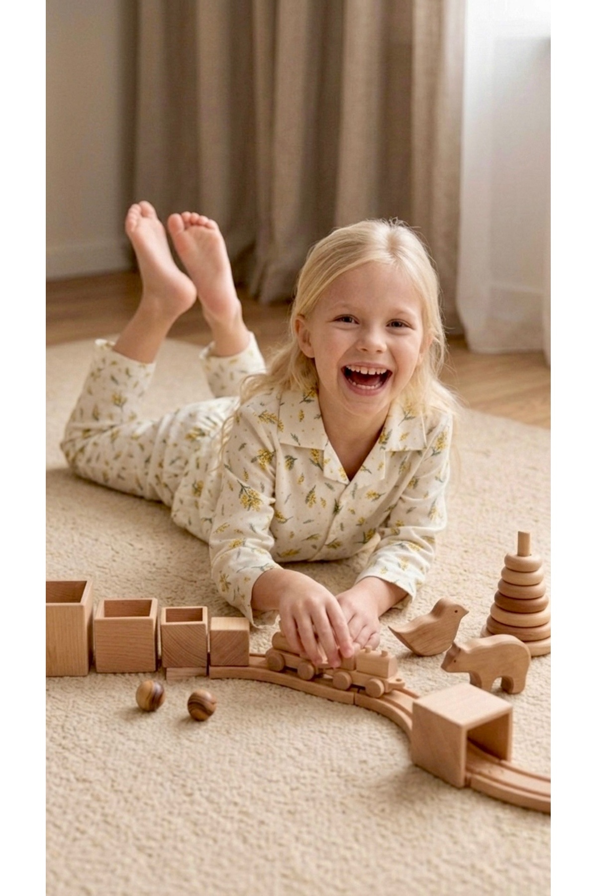 Enie Kız Çocuk Çiçek Desenli %100 Pamuk 4 Mevsim Pijama Takımı fotoğrafı 3 (önizleme)