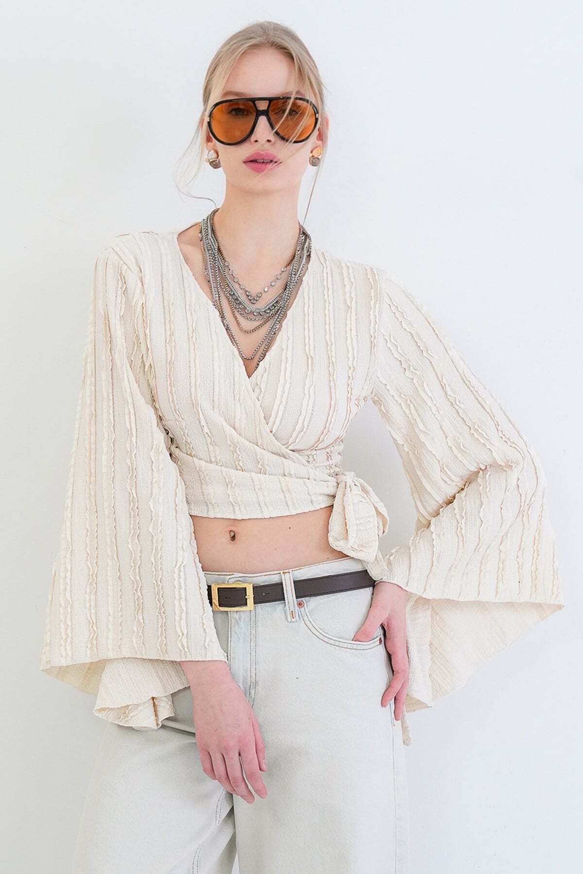 Women's Ecru Double Breasted Collar Spanish Sleeve Crop Blouse Alc-X15427