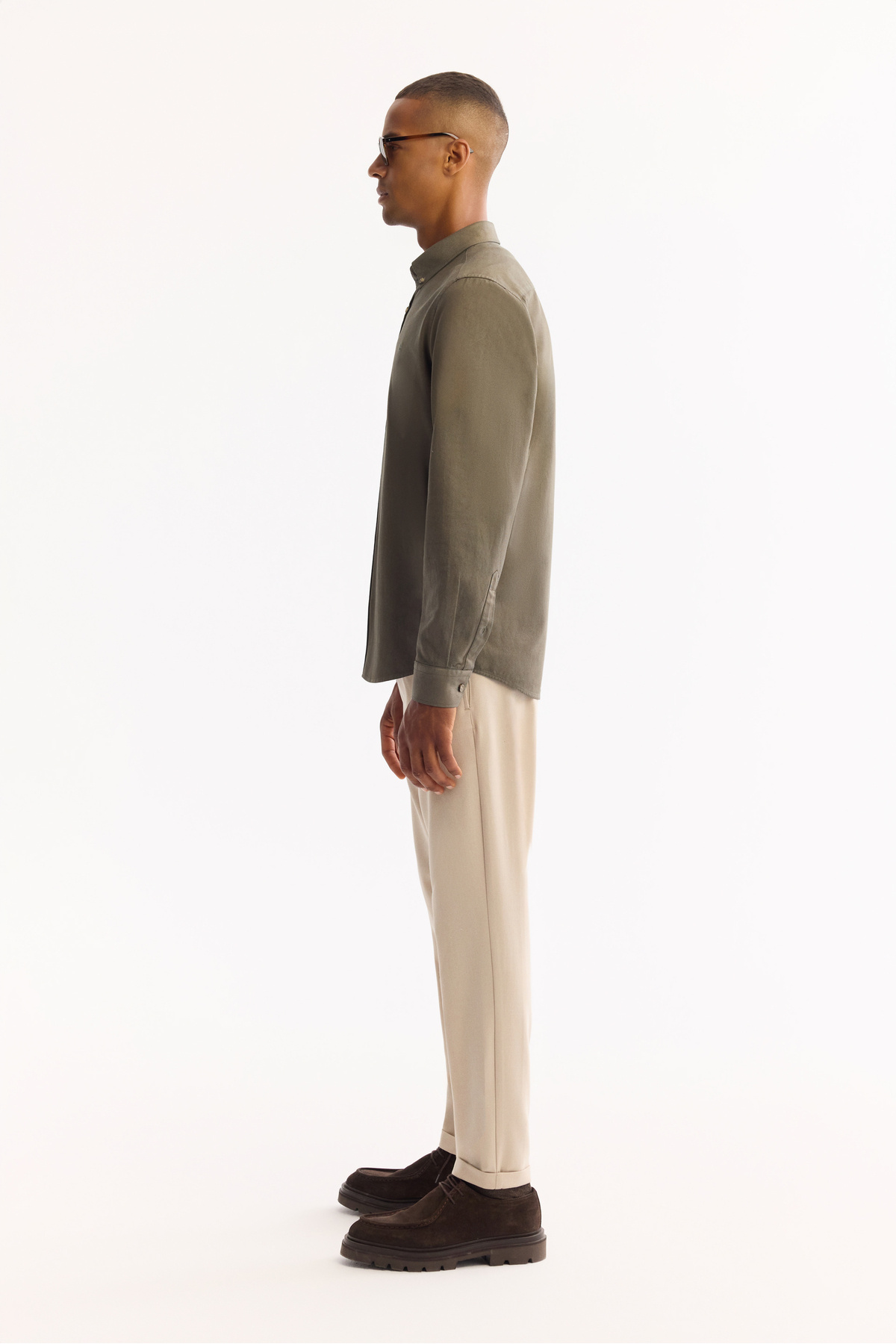 Avva  Erkek Koyu Haki Düğmeli Yaka Pamuklu Soft Touch Regular Fit Gömlek B002036 - Görsel 3