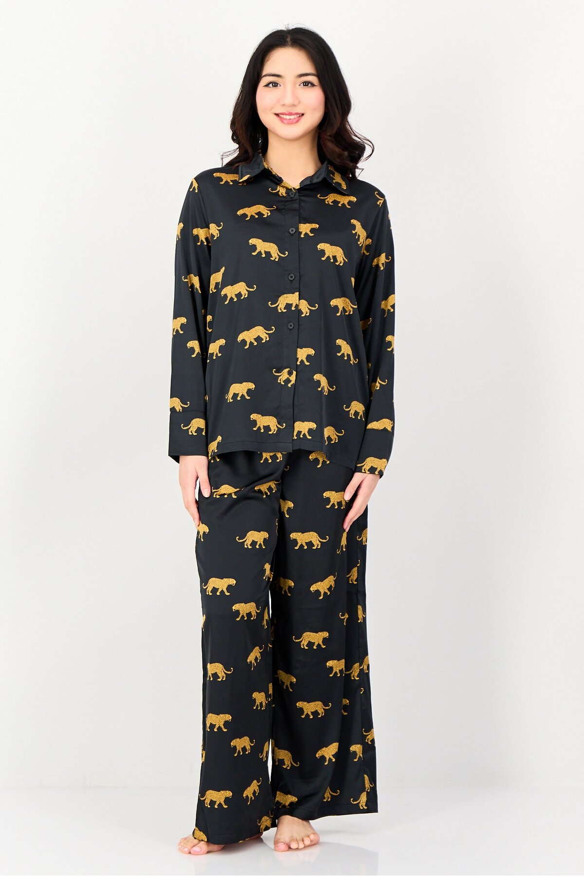 Bebe Women 2 Pieces Allover Print Pyjama Top And Pants Set, Multicolor