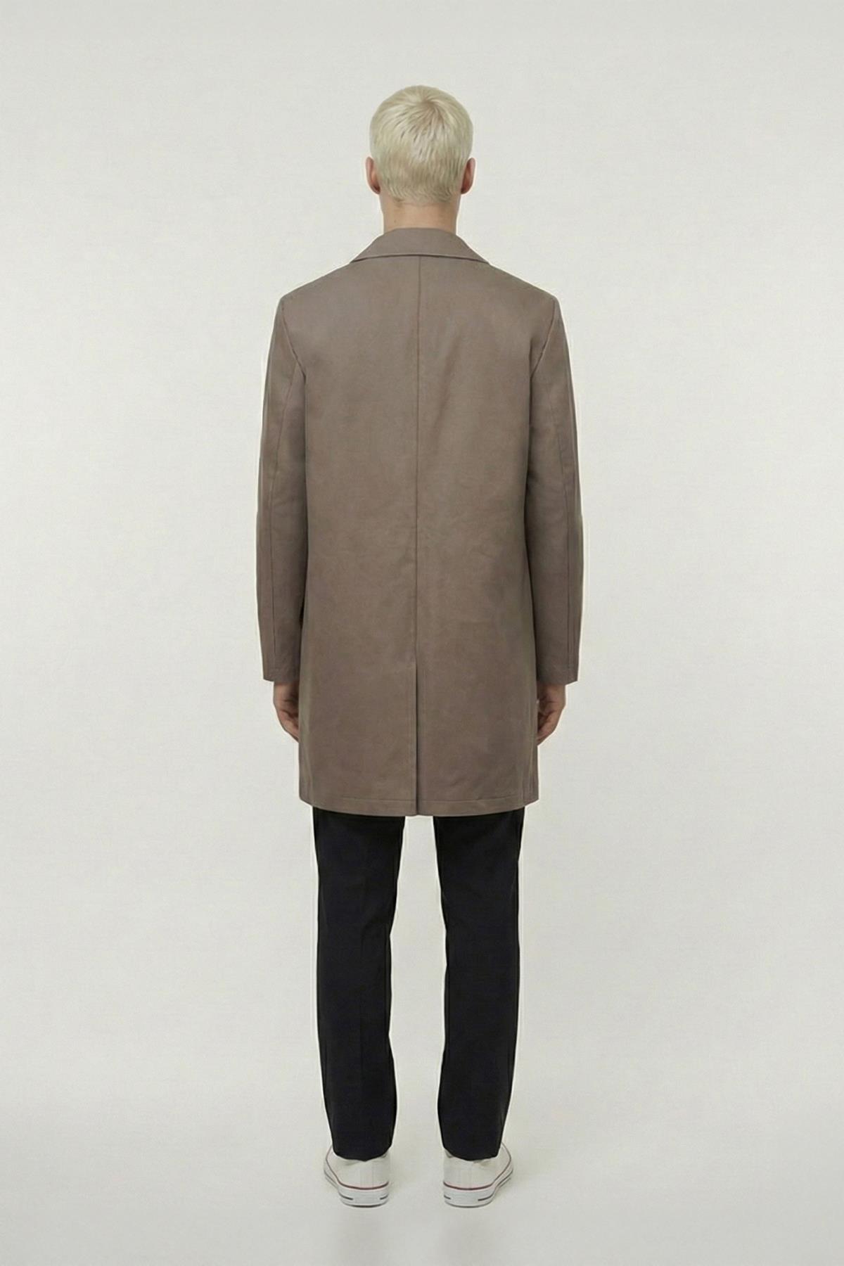 Sabri Özel  Kahve Oversize Fit Pamuklu Mono Yaka Yan Cepli Orta Boy Erkek Trençkot - Görsel 4