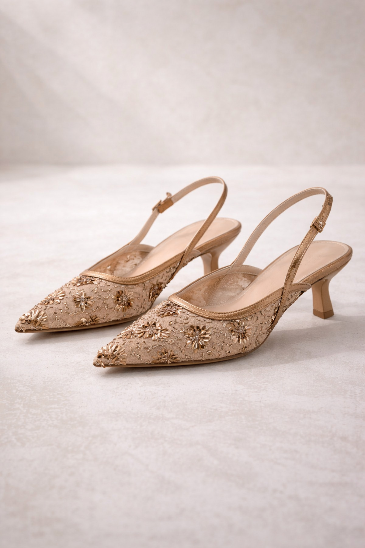 Best Cover ROSABELLA Kadın Bakır Pul Boncuk İşlemeli Tül Detaylı İnce Topuklu Slingback Abiye Ayakkabı