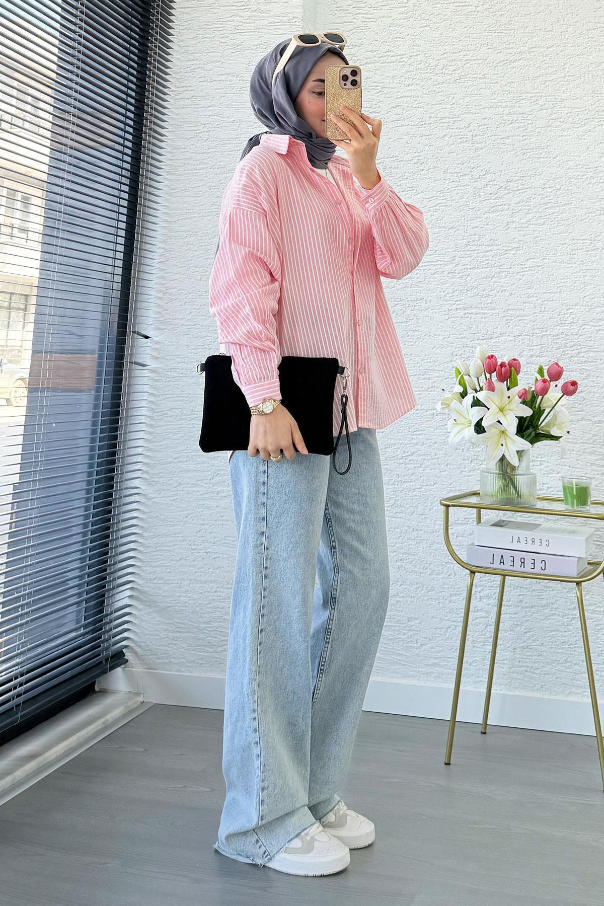 MELEK ARAZ  Çizgi Desen Oversize Kadın Gömlek – Pembe - Görsel 5