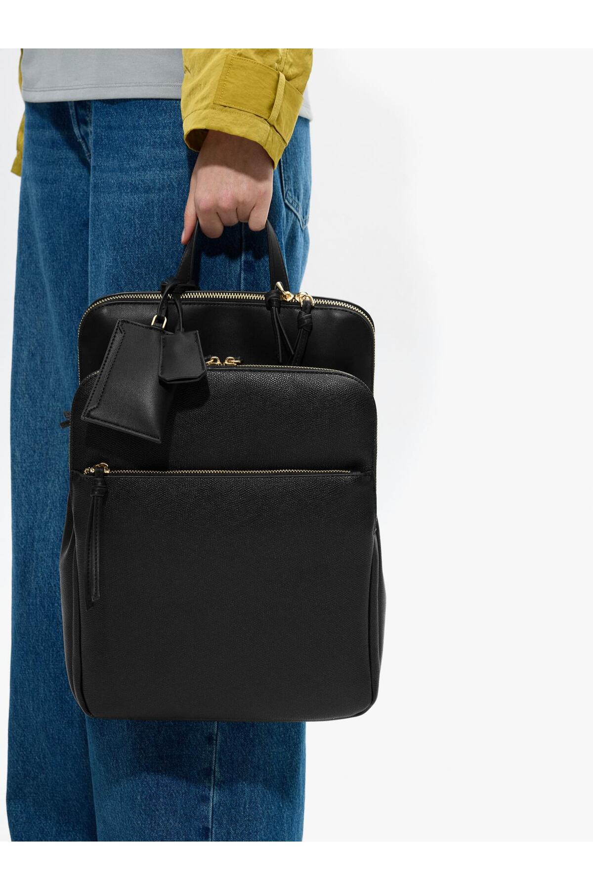 Women's 15” Laptop Backpack with Strap