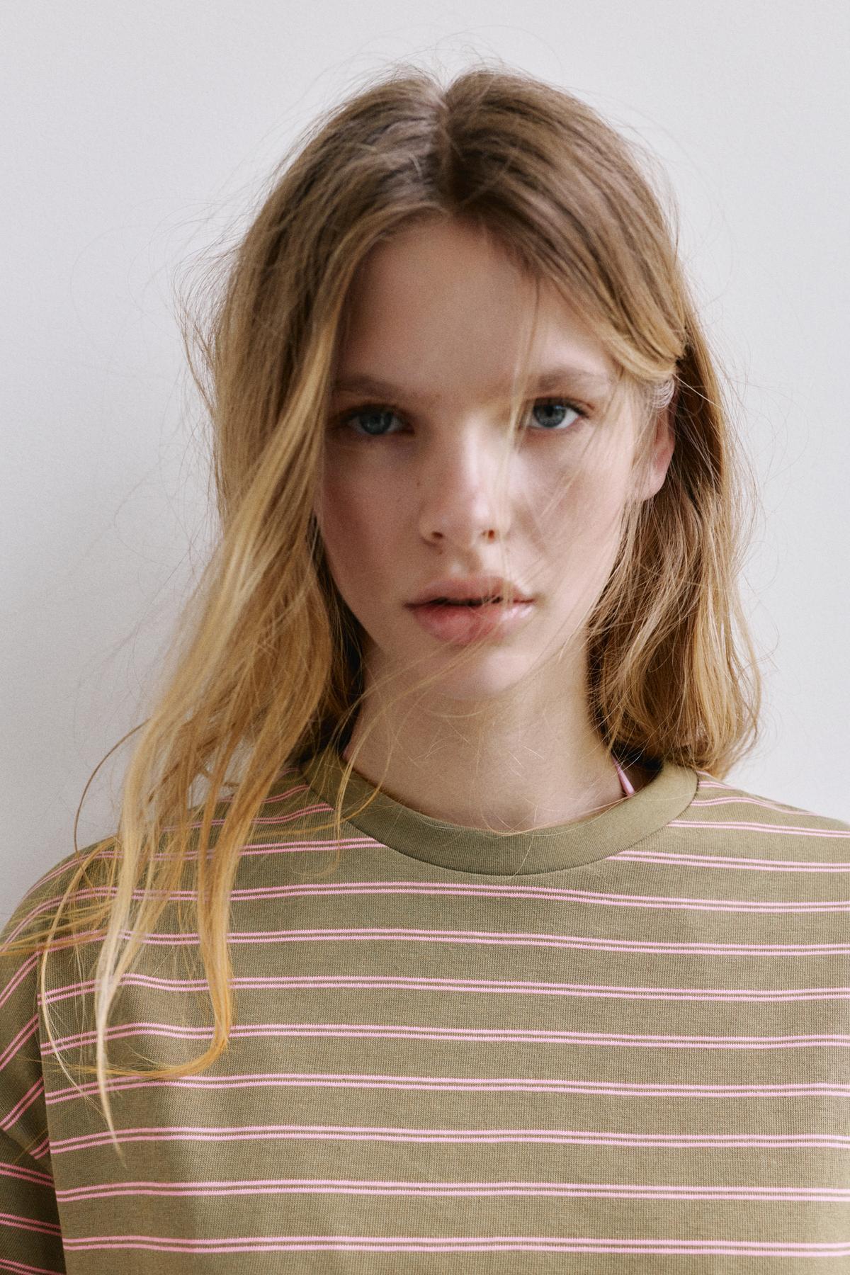 Pull & Bear  Oversize kısa kollu t-shirt