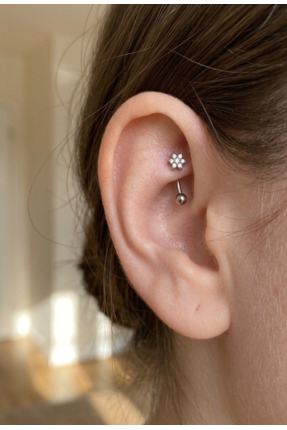 kurukafagift Çiçek Rook Piercing Çelik Zirkon Taşlı