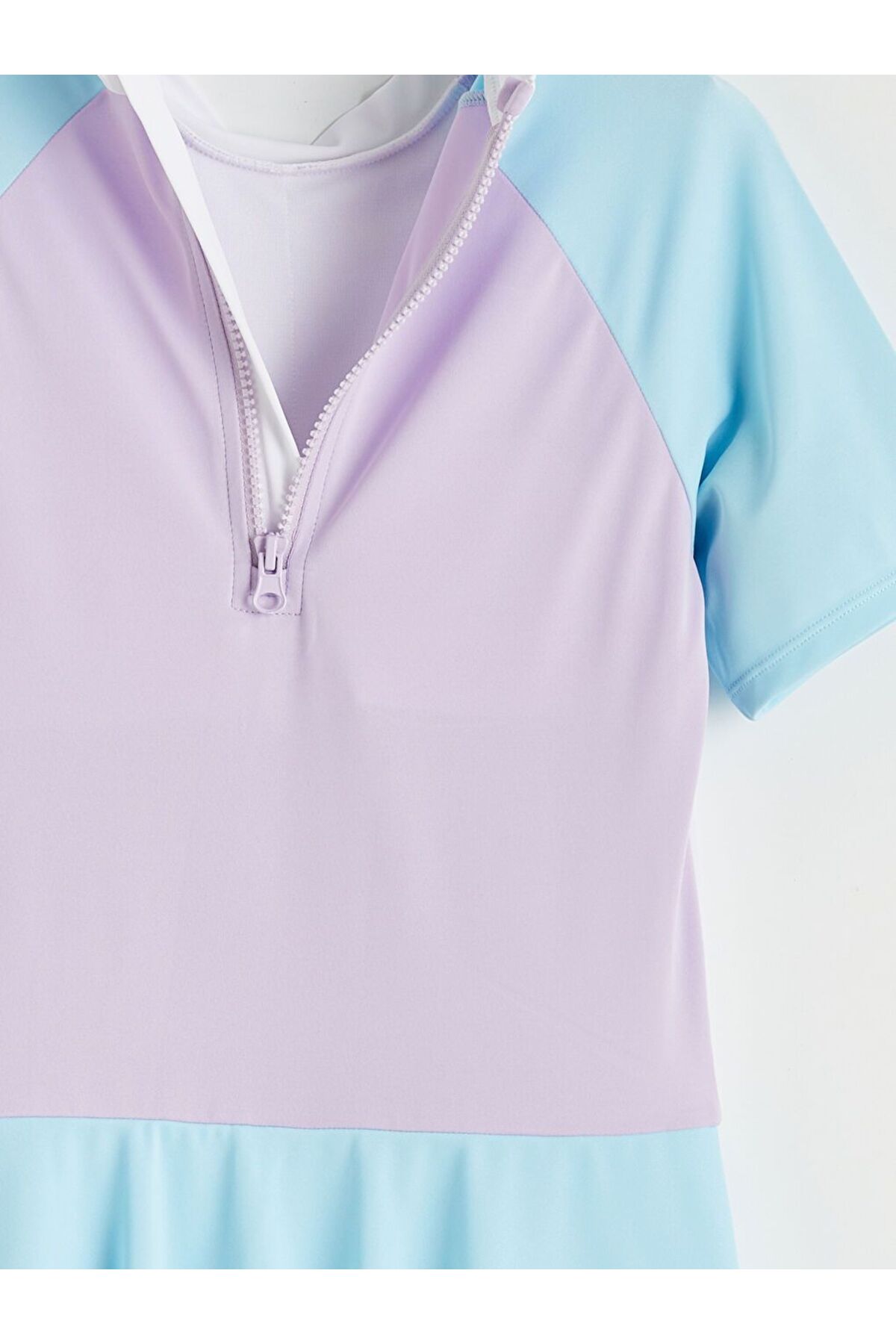 LC Waikiki Baskılı Kız Çocuk Mayo fotoğrafı 5 (önizleme)