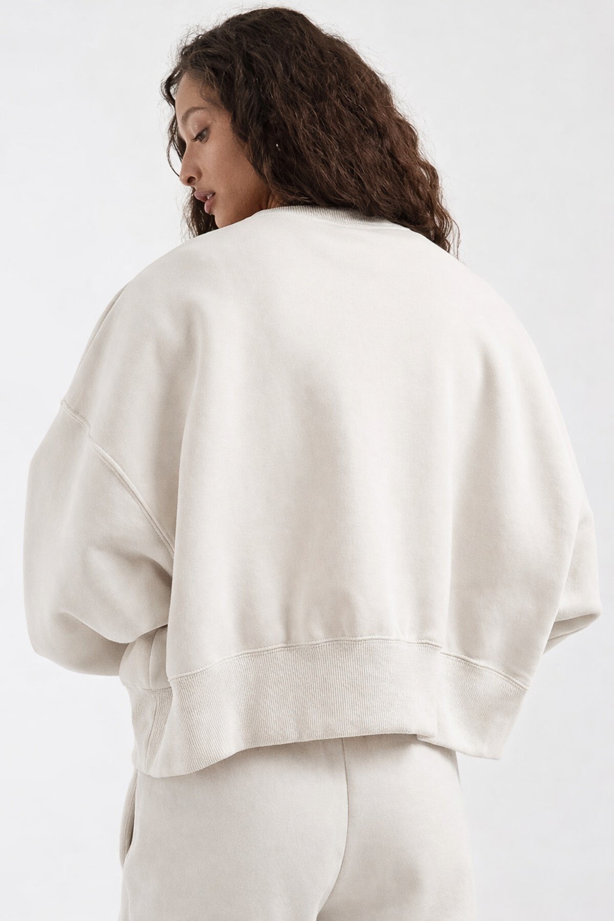 Nike Sportswear Essential Collection Fleece Oversized Kadın Sweatshirt Krem görsel 2