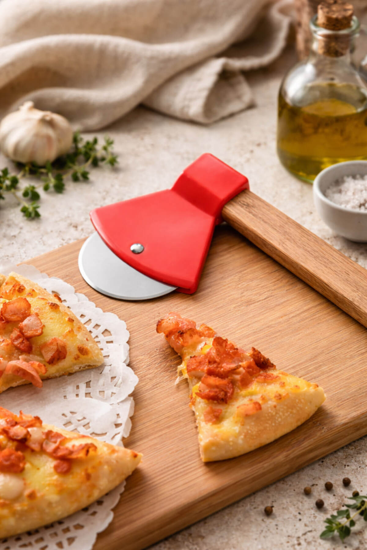 Anadolu Saray Pratik Bambu Saplı Pizza Kesici Balta Şekilli Hamur