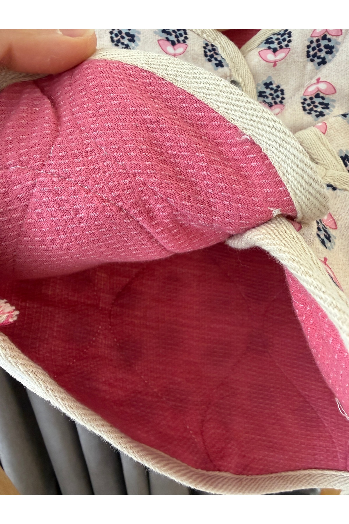Baby Aden BabyAden çiçek desenli çift cepli önden düğmeli mevsimlik kapitone kız bebek çocuk ceket fotoğrafı 4 (önizleme)