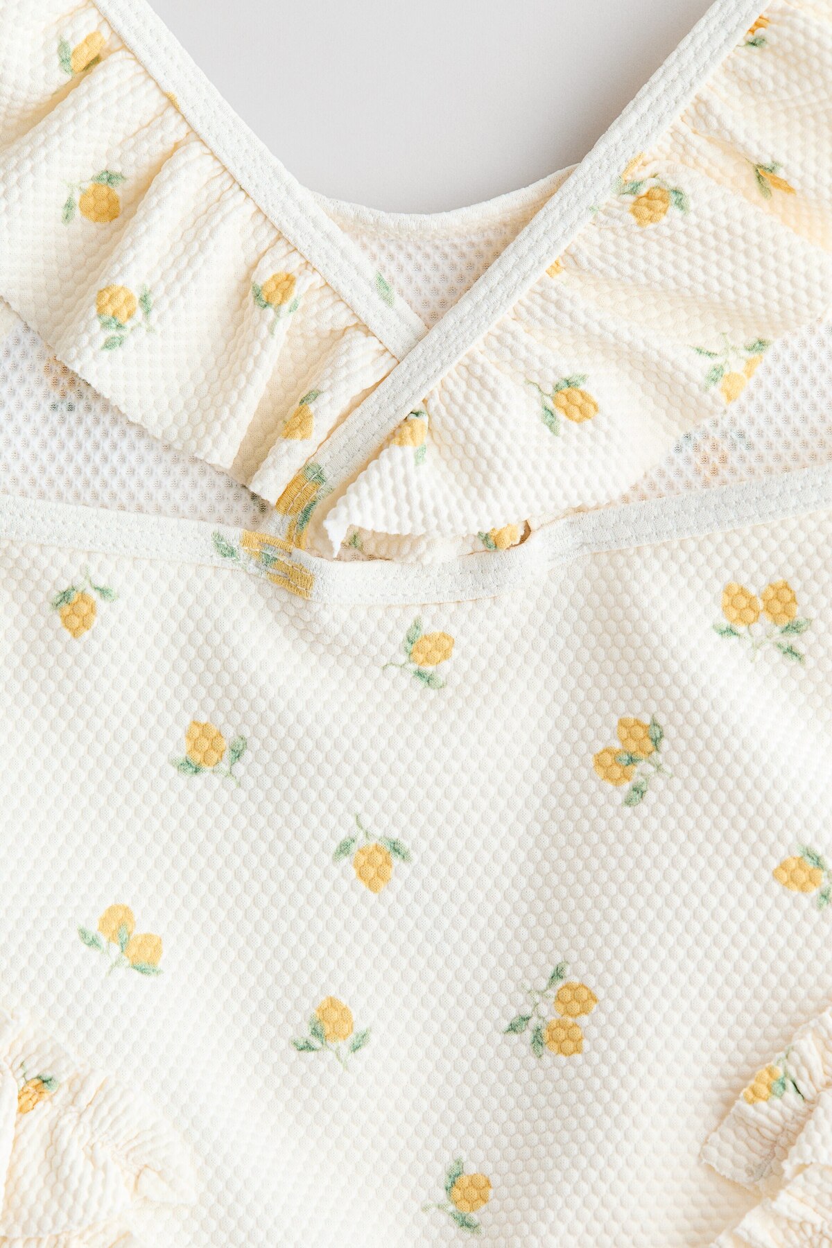 H&M Farbalalı Mayo fotoğrafı 2 (önizleme)