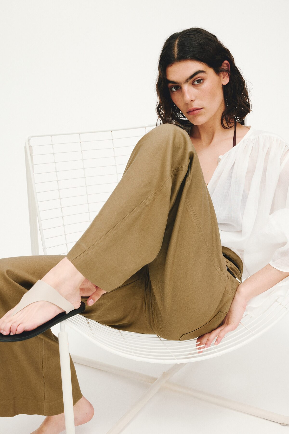 H&M Keten Karışımlı Çizme Paça Pantolon görsel 4