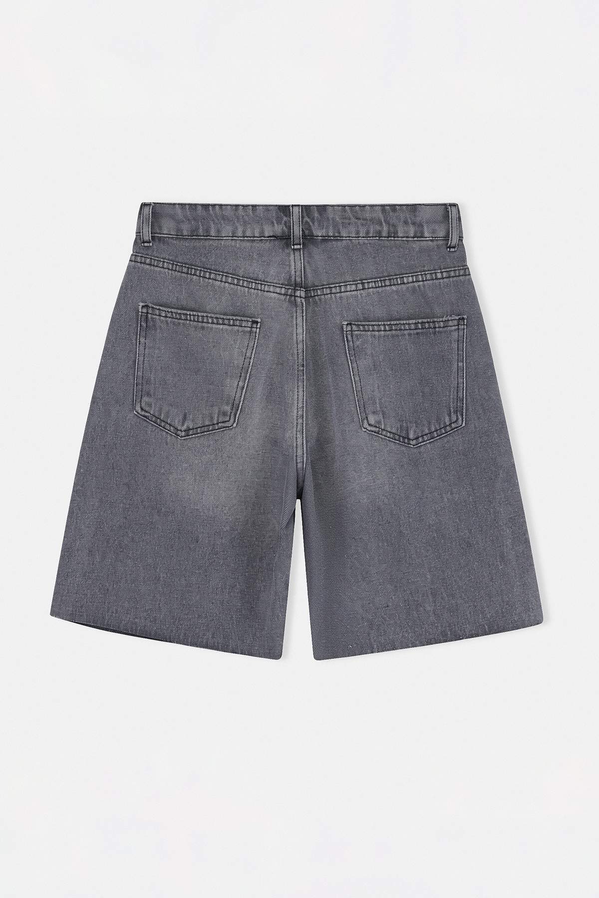 Trendyolmilla  Gri Yüksek Bel City Boy Denim Şort TWOSS26SR00107 - Görsel 6